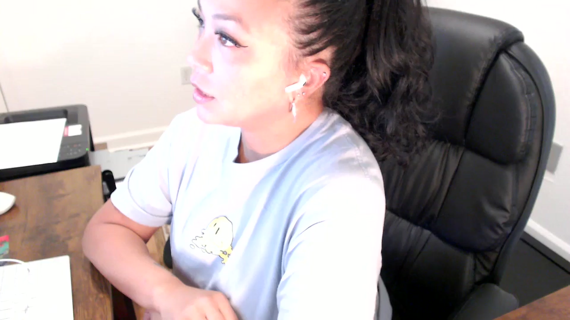 Gallery image thumbnail from MickaylaStar's myfreecams stream on, 07/28/2025, 14:57 image 11 of 20