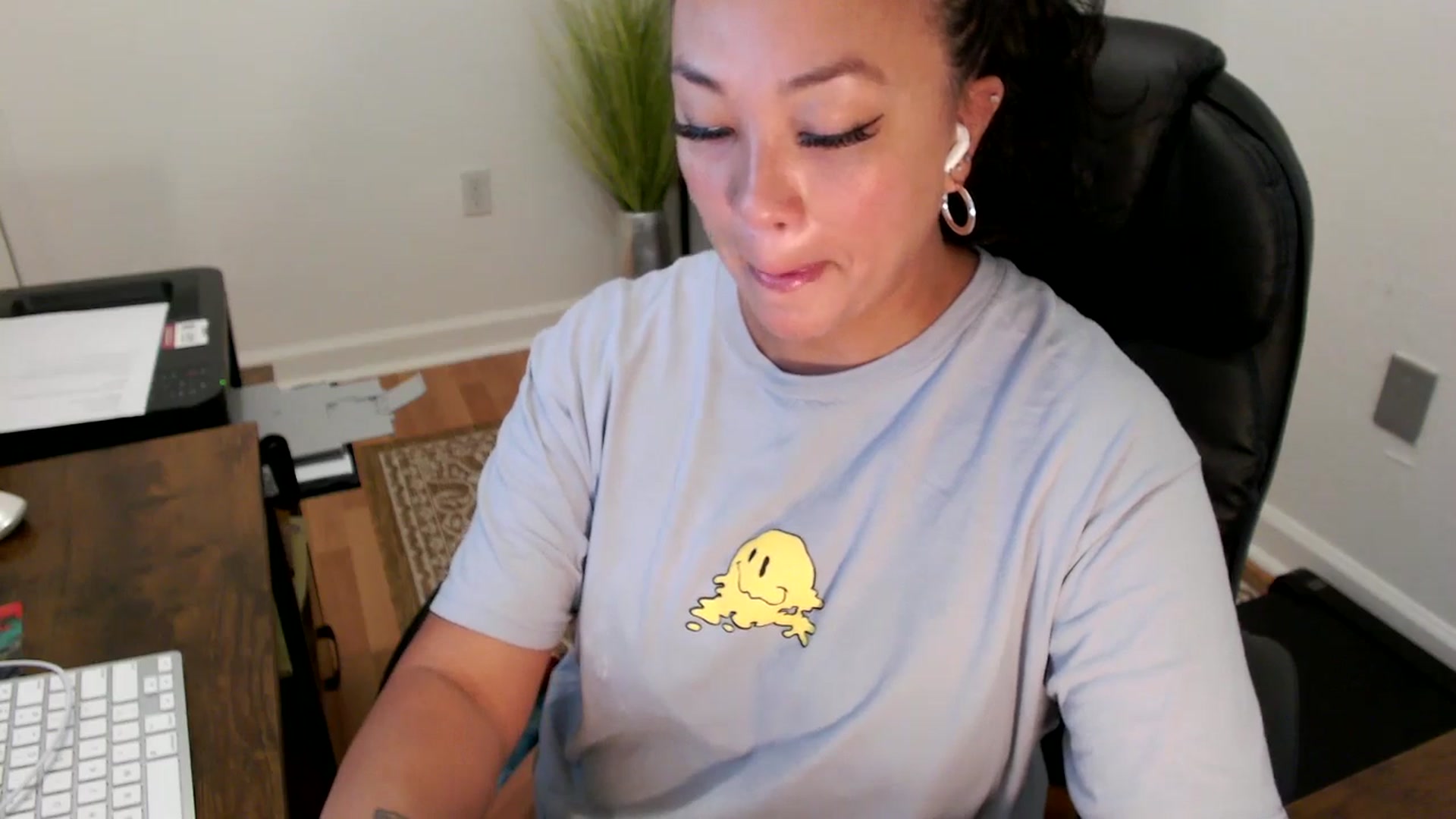 Gallery image thumbnail from MickaylaStar's myfreecams stream on, 07/28/2025, 14:57 image 5 of 20
