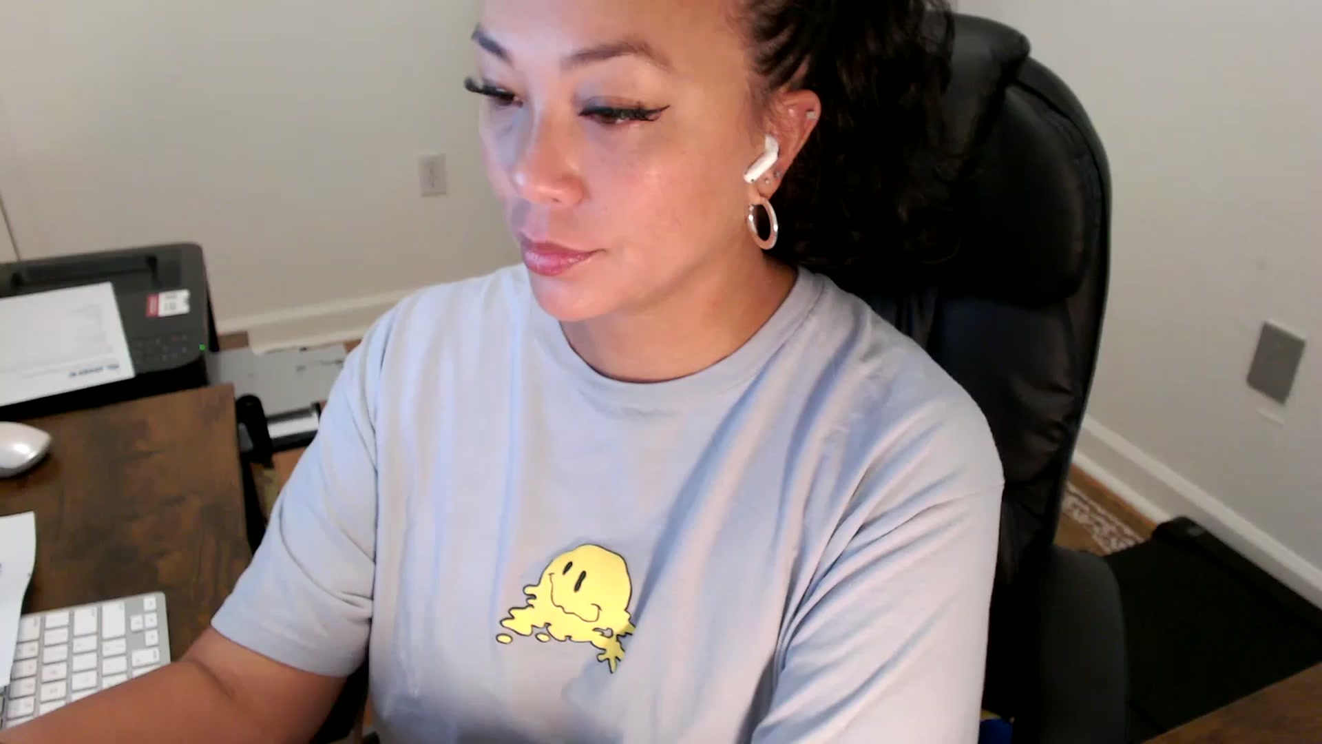 Gallery image thumbnail from MickaylaStar's myfreecams stream on, 07/28/2025, 14:57 image 1 of 20