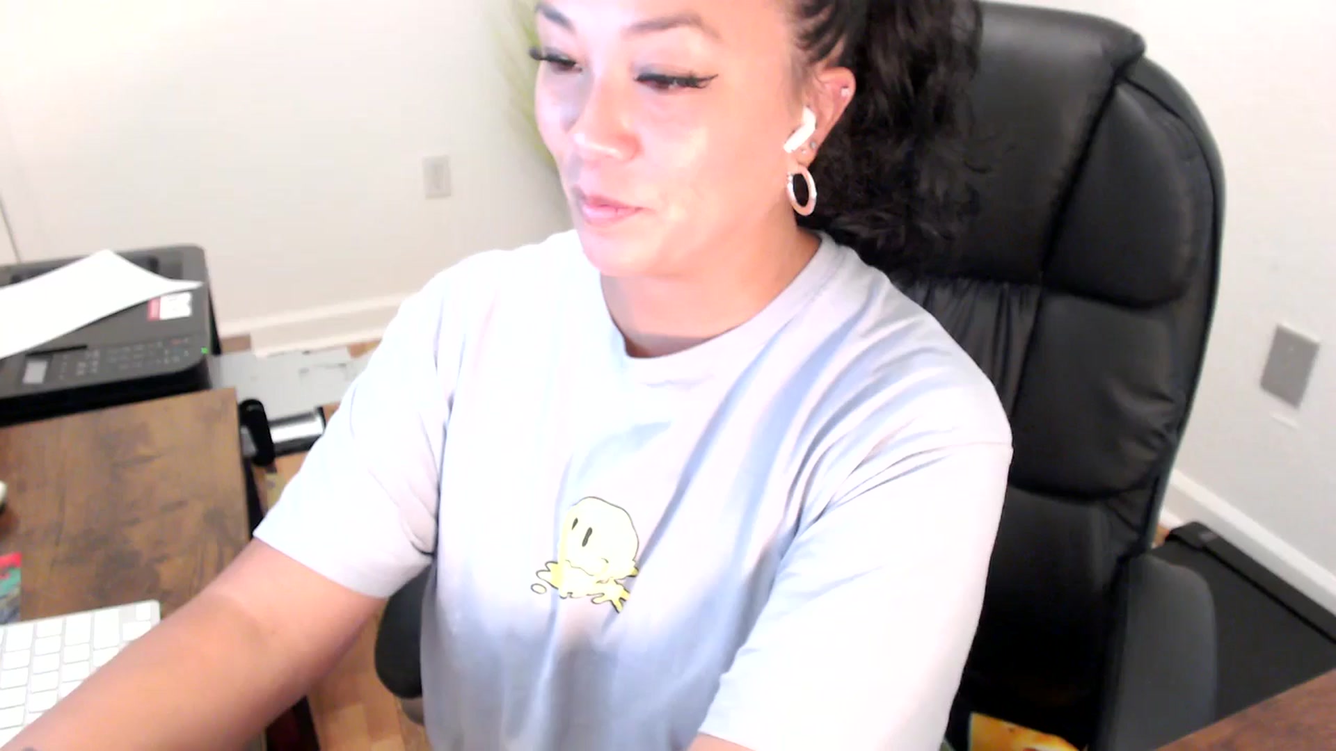 Gallery image thumbnail from MickaylaStar's myfreecams stream on, 07/28/2025, 15:26 image 11 of 20
