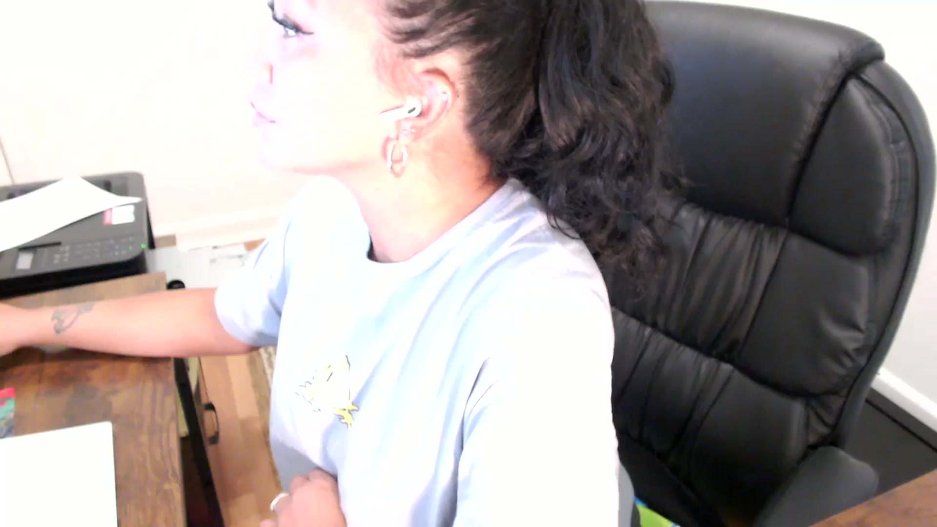 Gallery image thumbnail from MickaylaStar's myfreecams stream on, 07/28/2025, 15:26 image 7 of 20