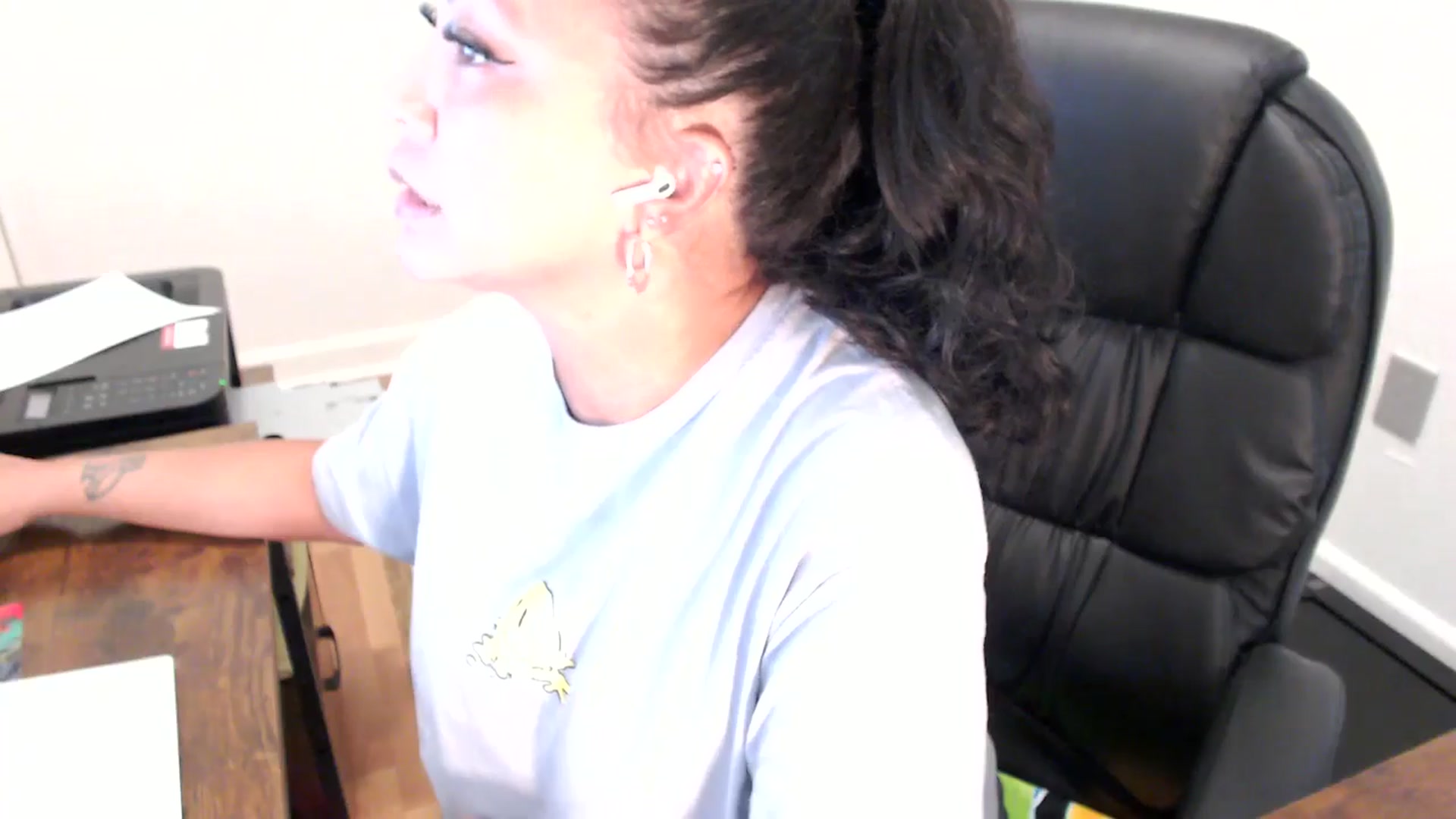 Gallery image thumbnail from MickaylaStar's myfreecams stream on, 07/28/2025, 15:26 image 9 of 20