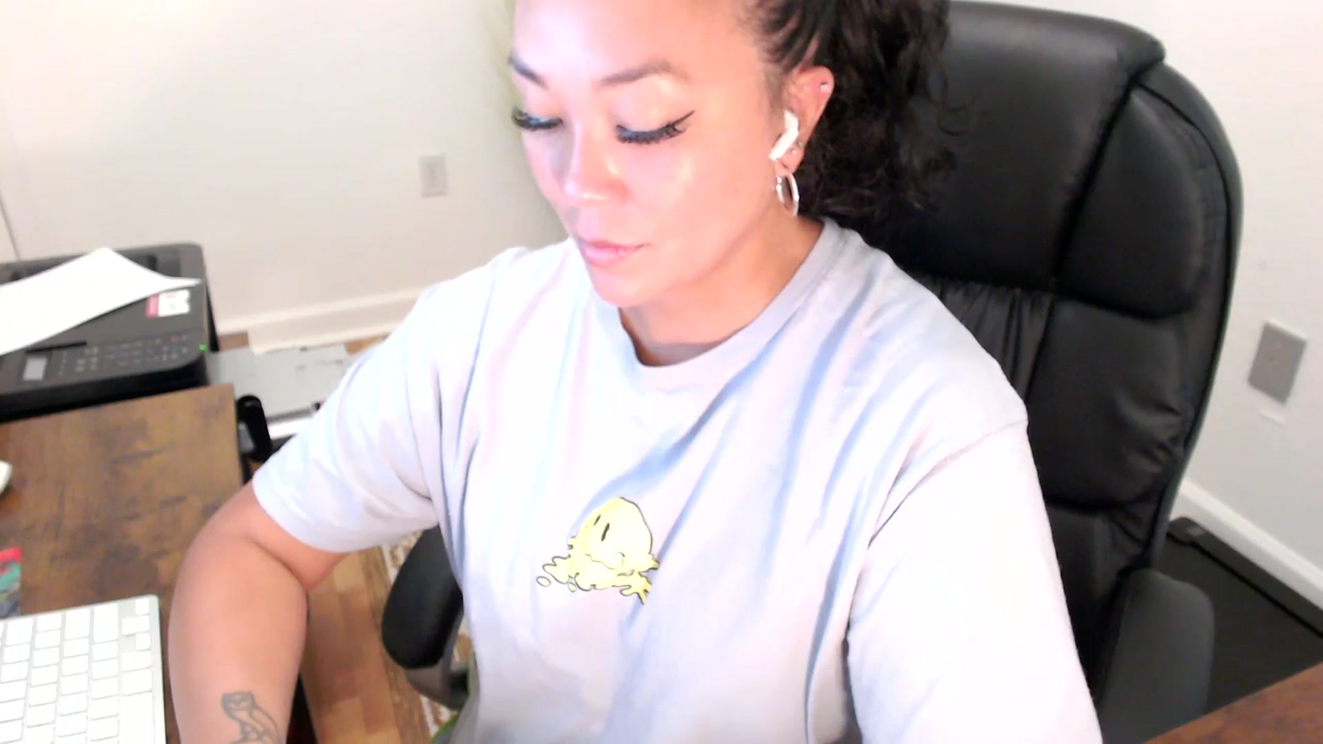 Gallery image thumbnail from MickaylaStar's myfreecams stream on, 07/28/2025, 15:26 image 14 of 20