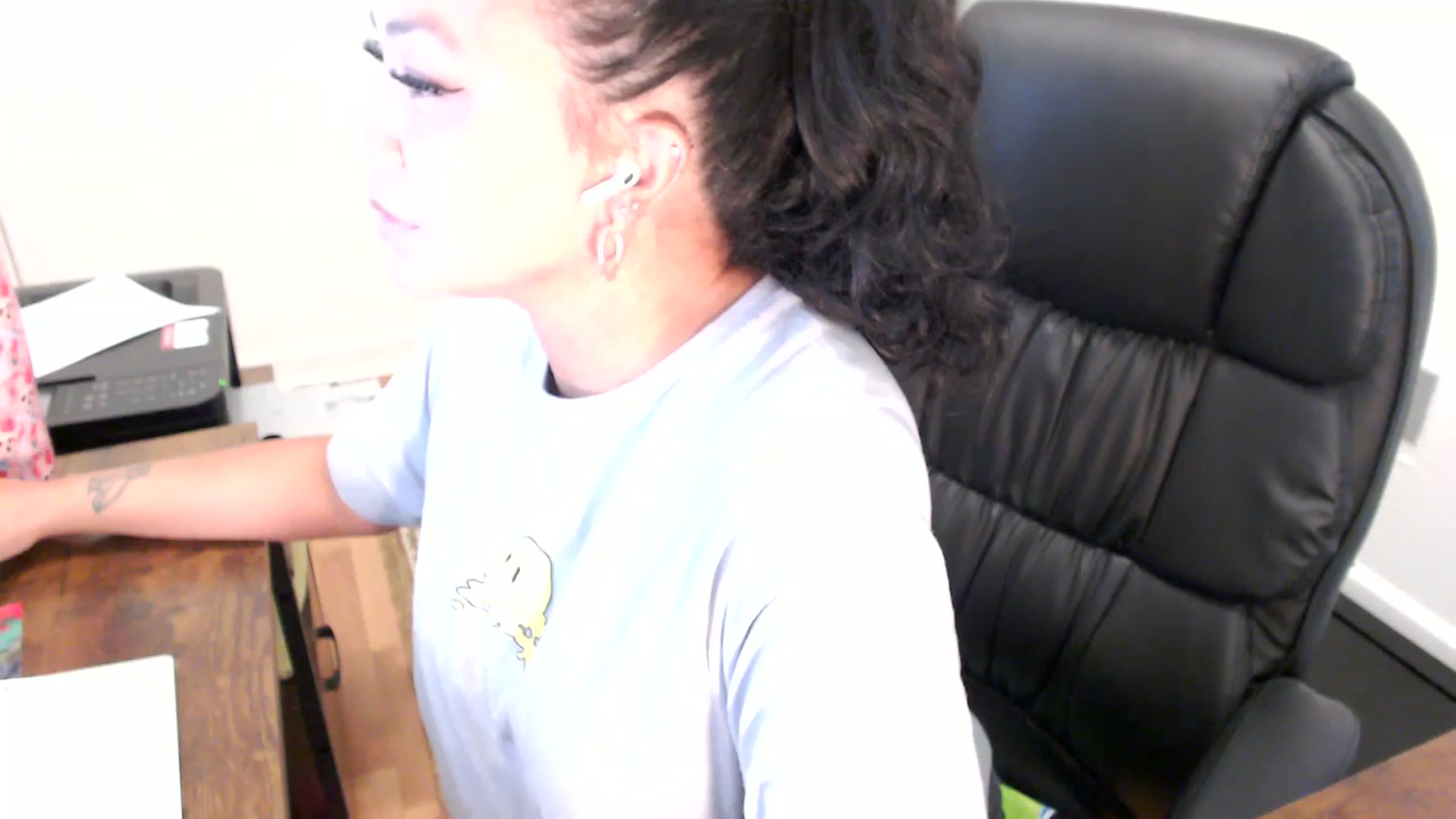 Gallery image thumbnail from MickaylaStar's myfreecams stream on, 07/28/2025, 15:26 image 16 of 20