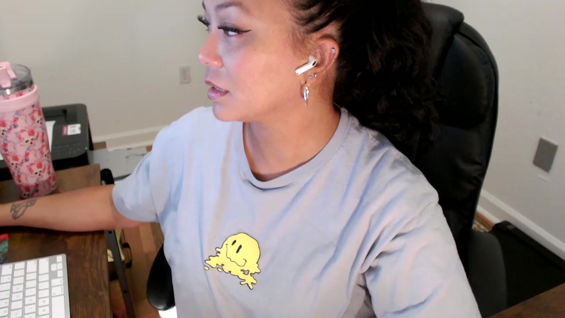 Gallery image thumbnail from MickaylaStar's myfreecams stream on, 07/28/2025, 15:52 image 11 of 20