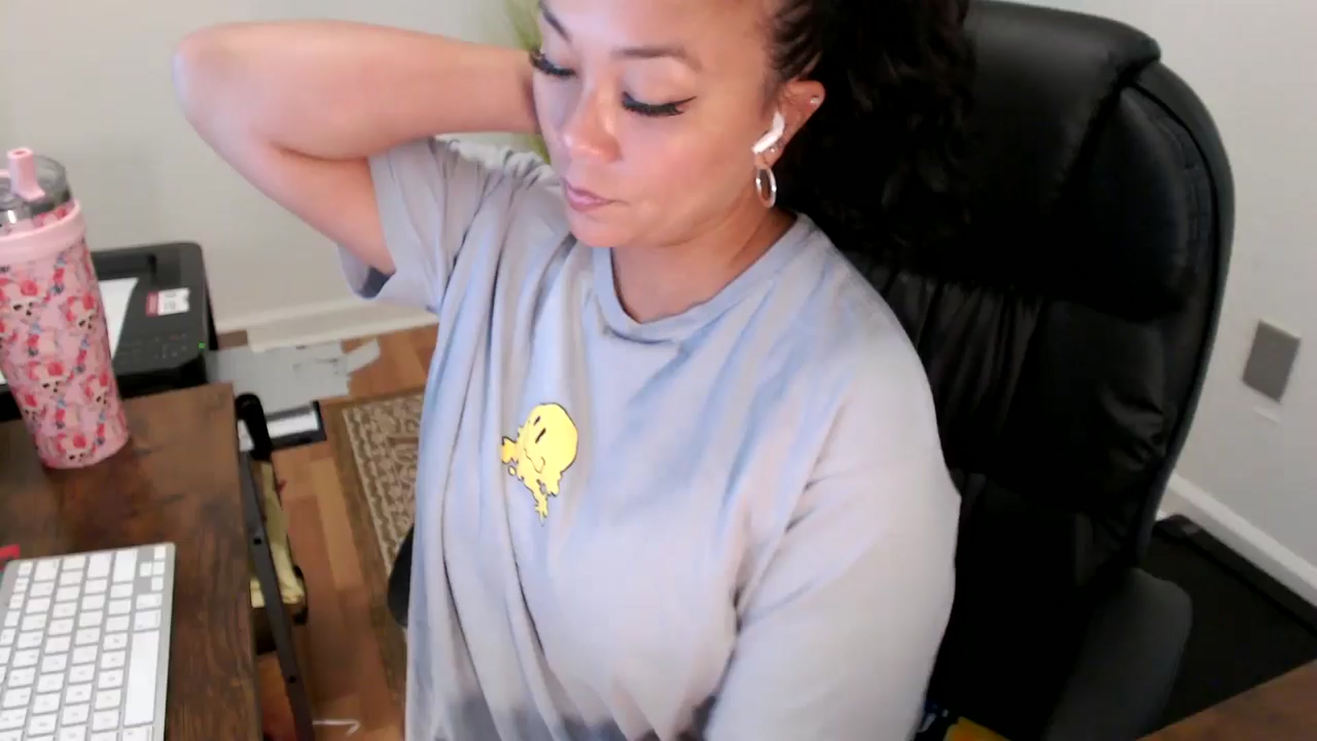 Gallery image thumbnail from MickaylaStar's myfreecams stream on, 07/28/2025, 16:07 image 11 of 20