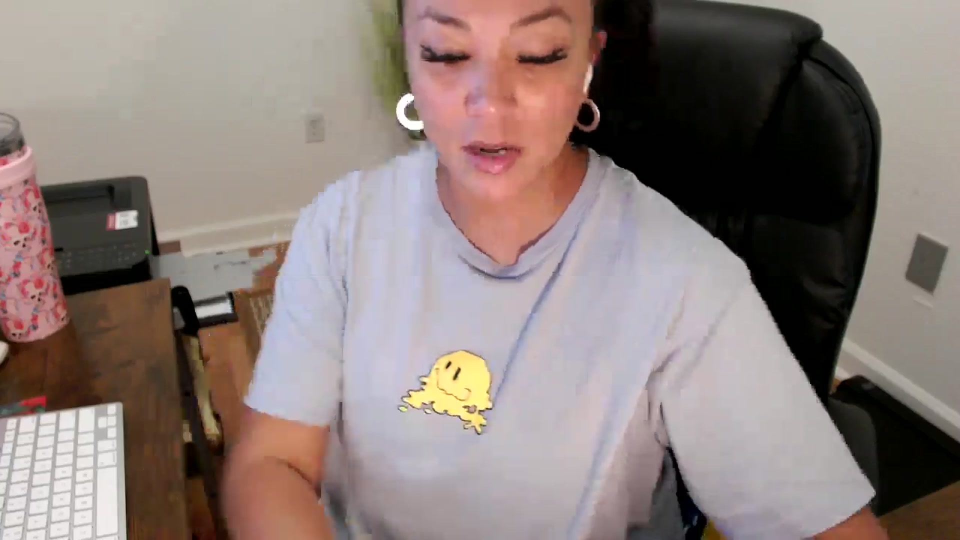 Gallery image thumbnail from MickaylaStar's myfreecams stream on, 07/28/2025, 17:45 image 14 of 20