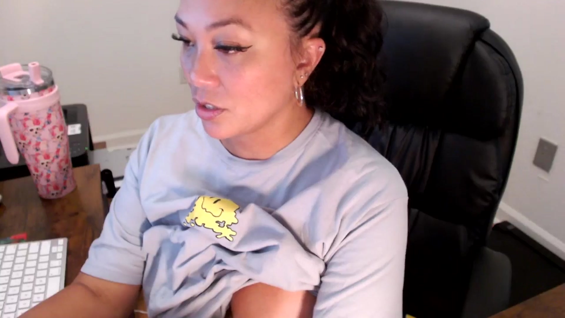 Gallery image thumbnail from MickaylaStar's myfreecams stream on, 07/28/2025, 18:23 image 19 of 20