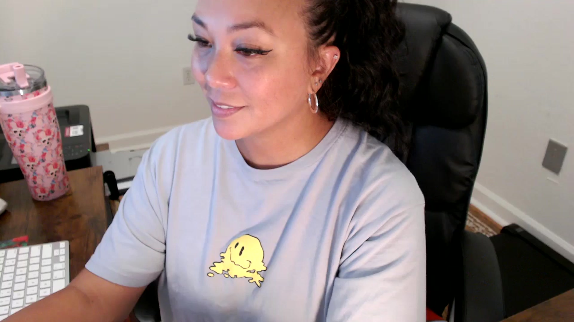 Gallery image thumbnail from MickaylaStar's myfreecams stream on, 07/28/2025, 19:17 image 1 of 20