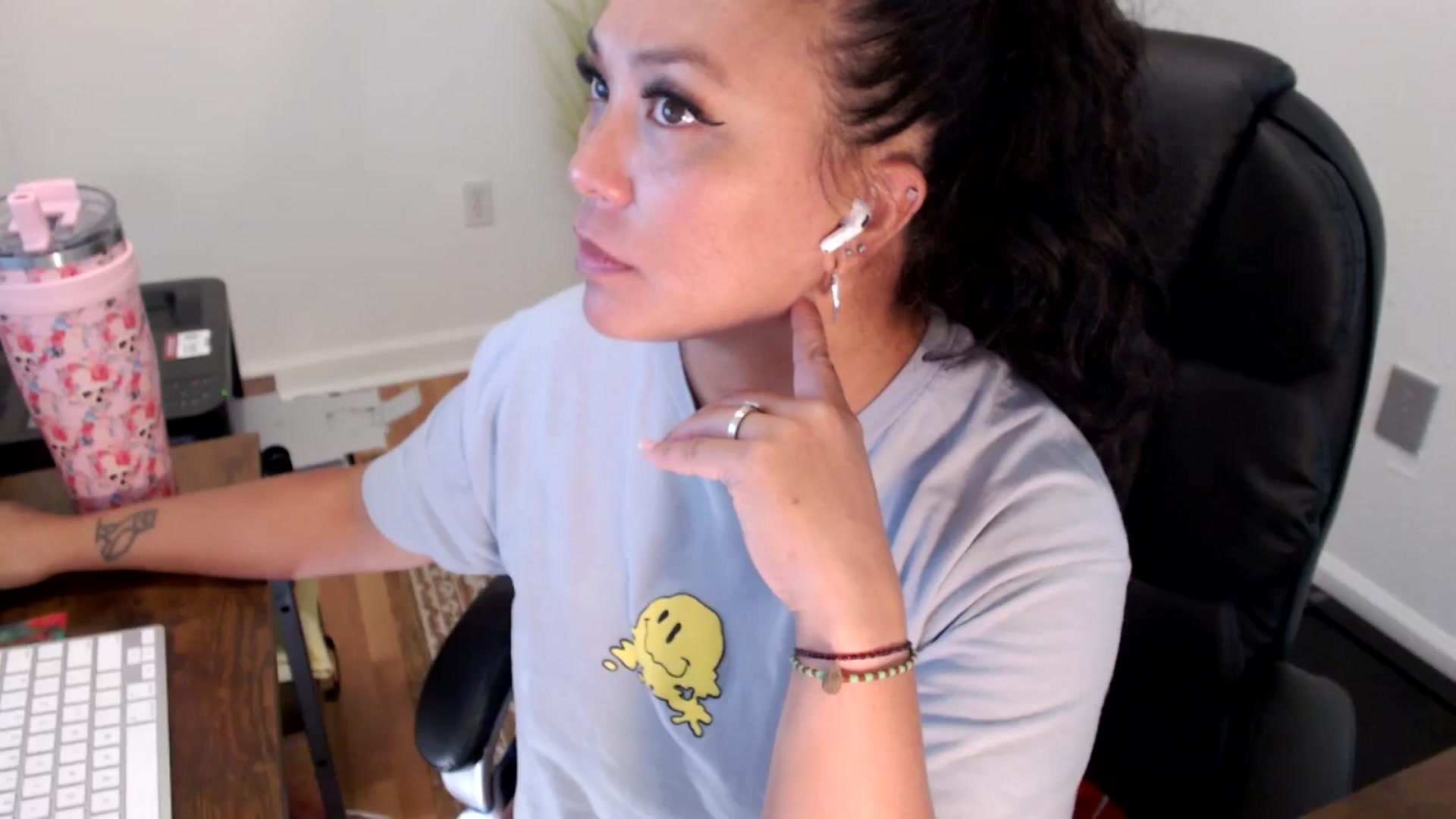 Gallery image thumbnail from MickaylaStar's myfreecams stream on, 07/28/2025, 20:08 image 13 of 20