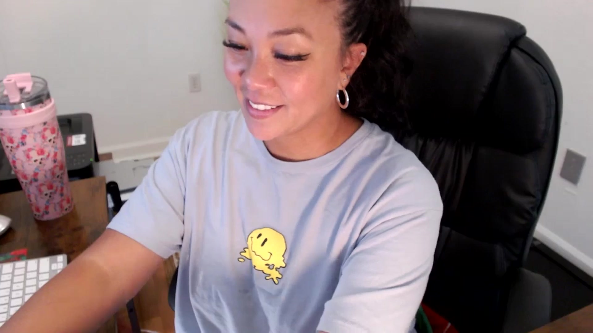 Gallery image thumbnail from MickaylaStar's myfreecams stream on, 07/28/2025, 20:08 image 19 of 20
