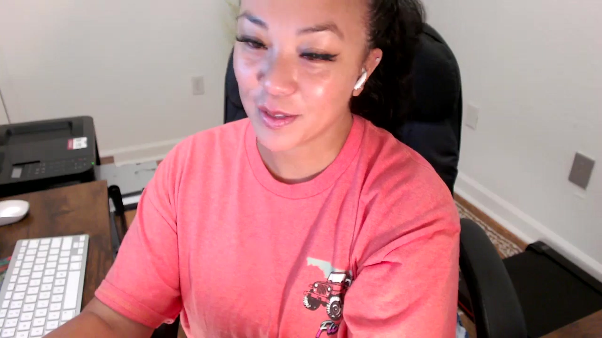 Gallery image thumbnail from MickaylaStar's myfreecams stream on, 07/29/2025, 14:46 image 19 of 20