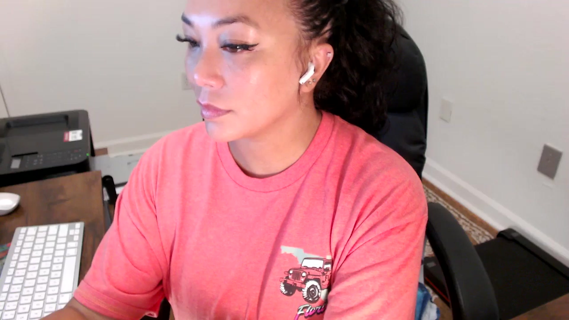 Gallery image thumbnail from MickaylaStar's myfreecams stream on, 07/29/2025, 14:46 image 16 of 20