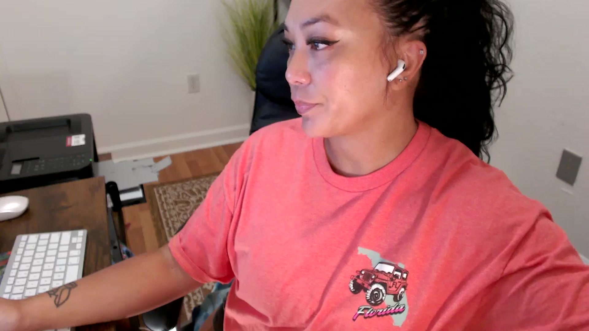 Gallery image thumbnail from MickaylaStar's myfreecams stream on, 07/29/2025, 14:46 image 20 of 20