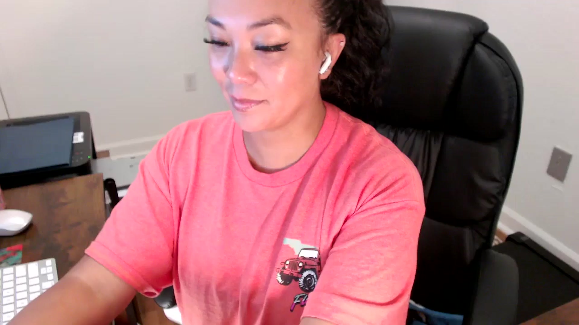 Gallery image thumbnail from MickaylaStar's myfreecams stream on, 07/29/2025, 15:49 image 19 of 20