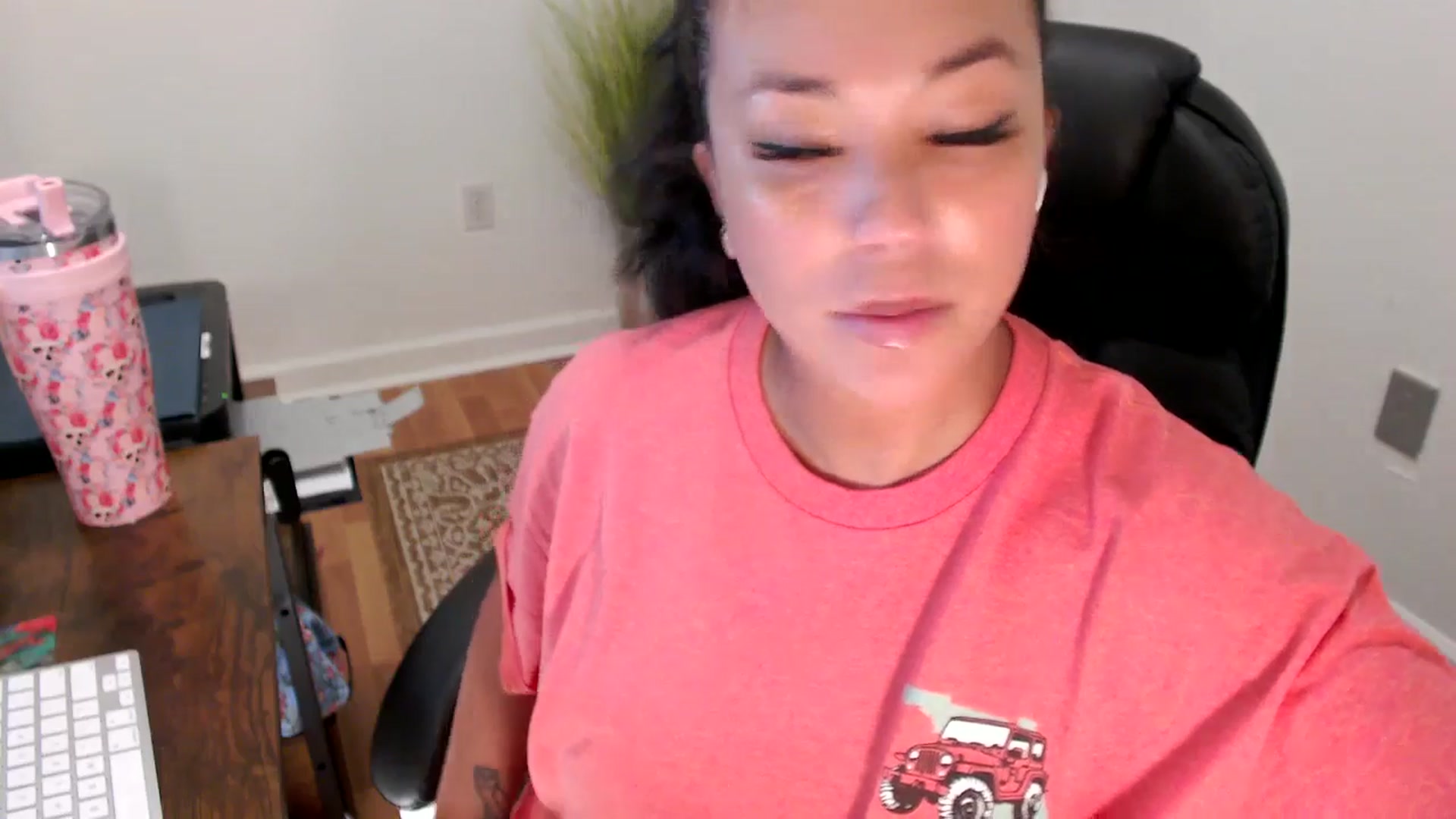 Gallery image thumbnail from MickaylaStar's myfreecams stream on, 07/29/2025, 15:49 image 15 of 20