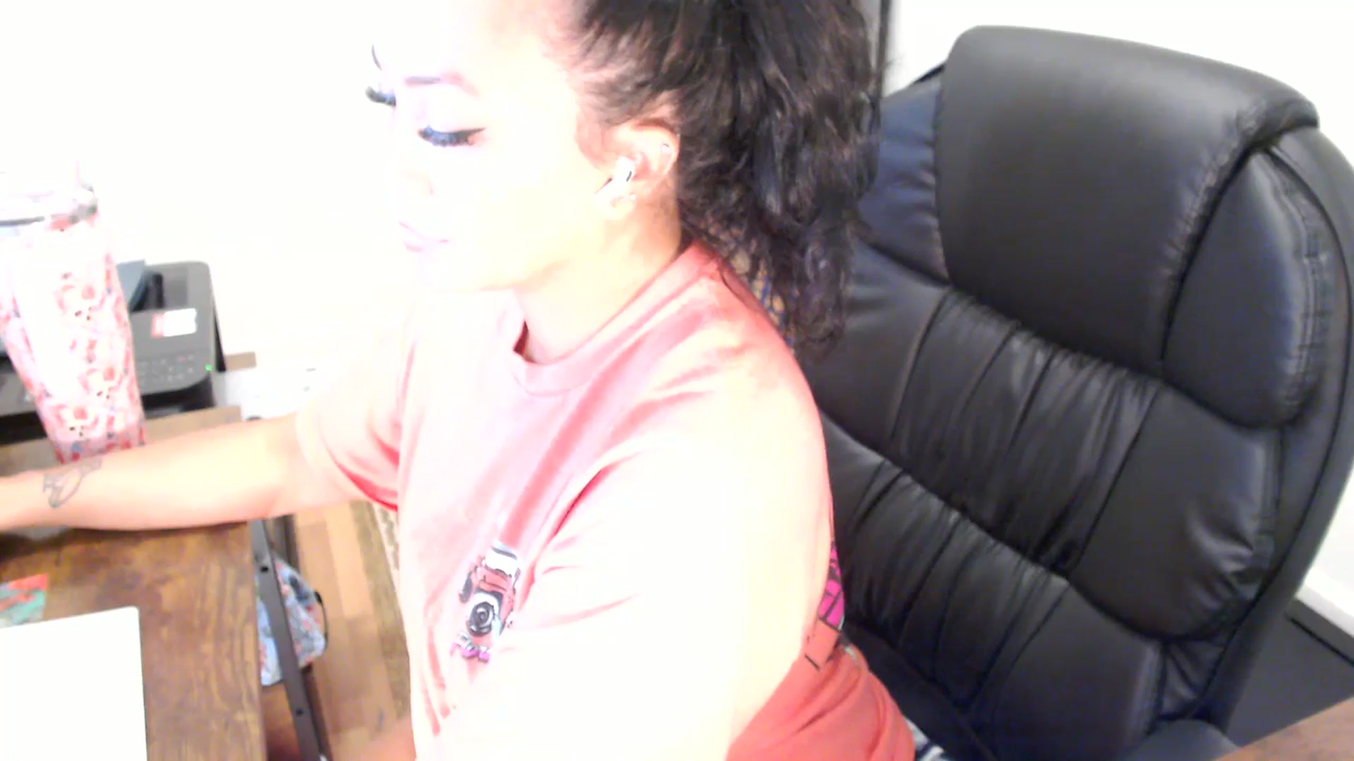 Gallery image thumbnail from MickaylaStar's myfreecams stream on, 07/29/2025, 18:04 image 19 of 20
