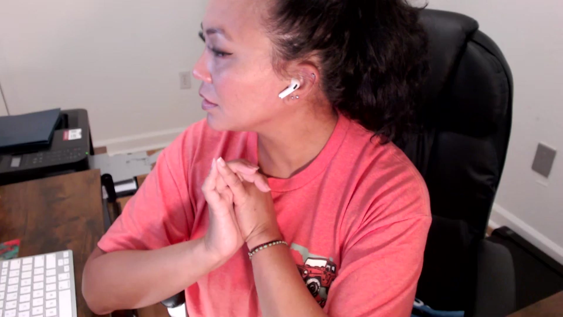 Gallery image thumbnail from MickaylaStar's myfreecams stream on, 07/29/2025, 18:55 image 17 of 20