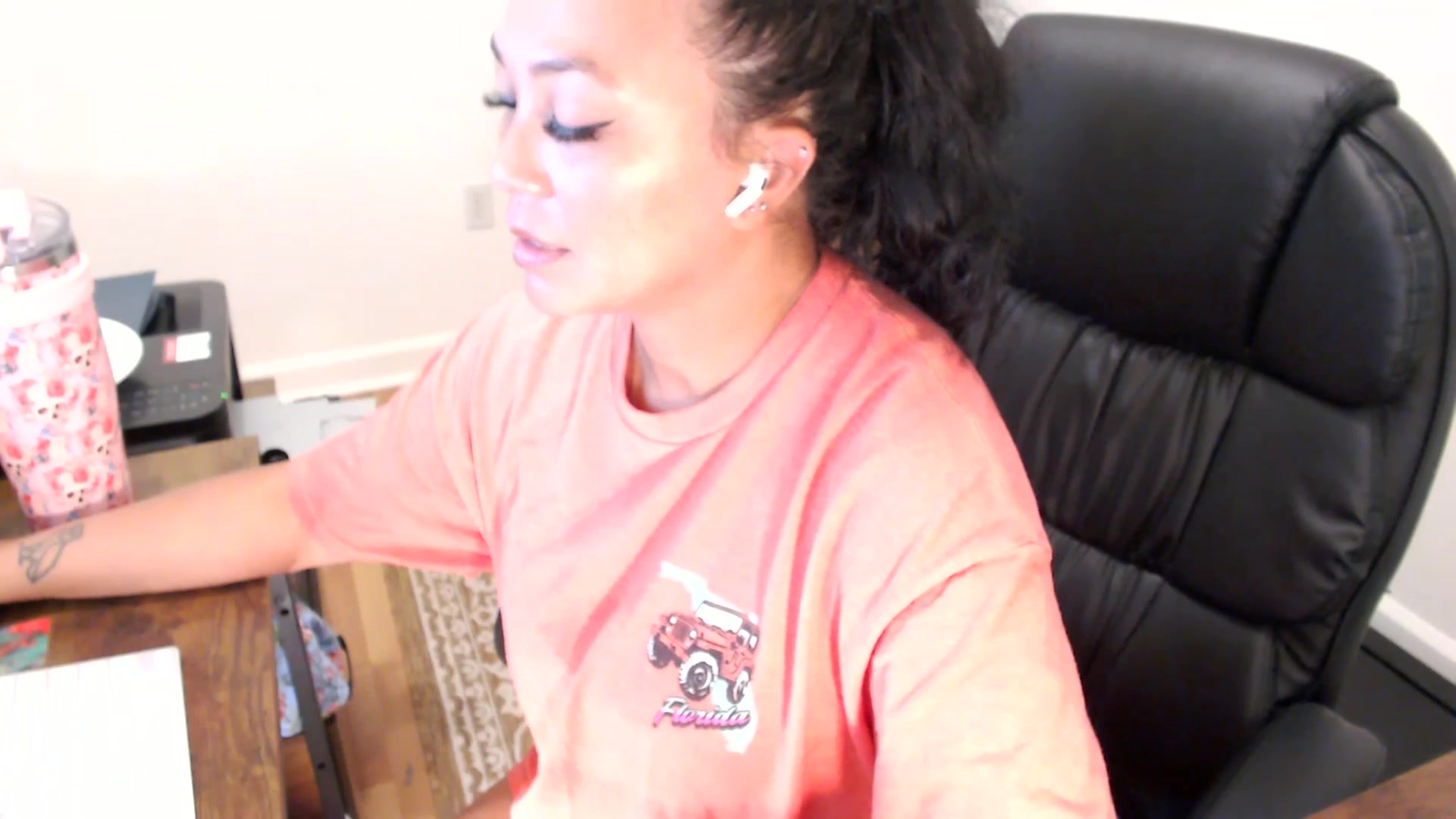 Gallery image thumbnail from MickaylaStar's myfreecams stream on, 07/29/2025, 19:34 image 11 of 20