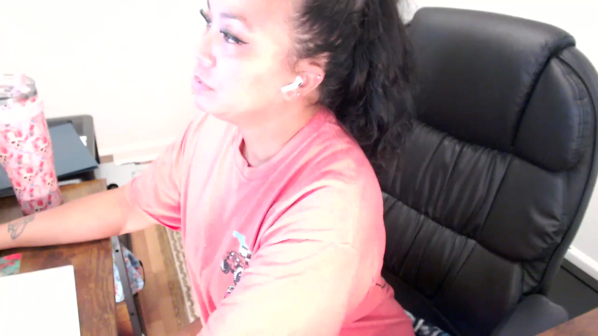 Gallery image thumbnail from MickaylaStar's myfreecams stream on, 07/29/2025, 20:34 image 8 of 20