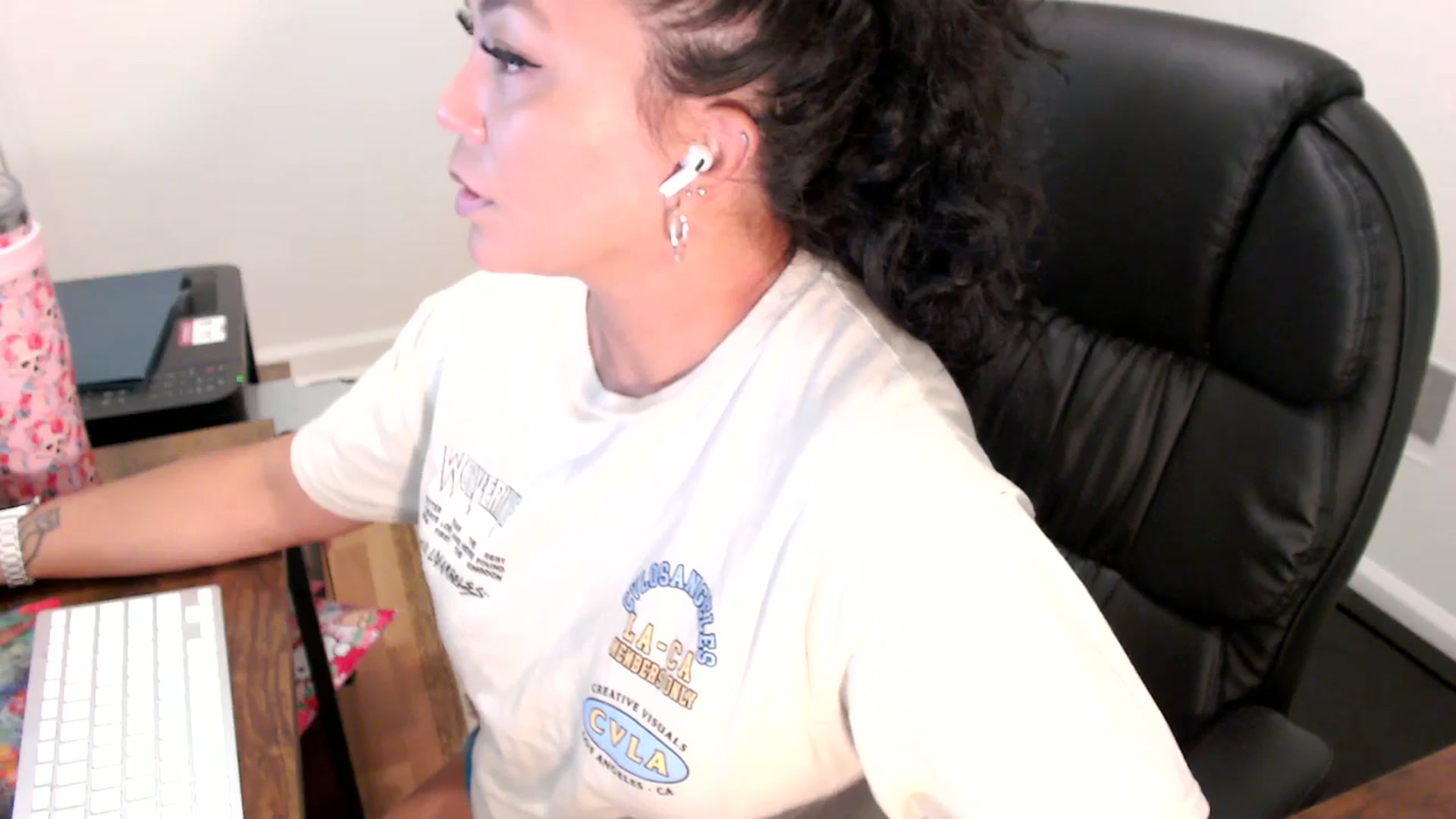 Gallery image thumbnail from MickaylaStar's myfreecams stream on, 07/30/2025, 15:41 image 15 of 20