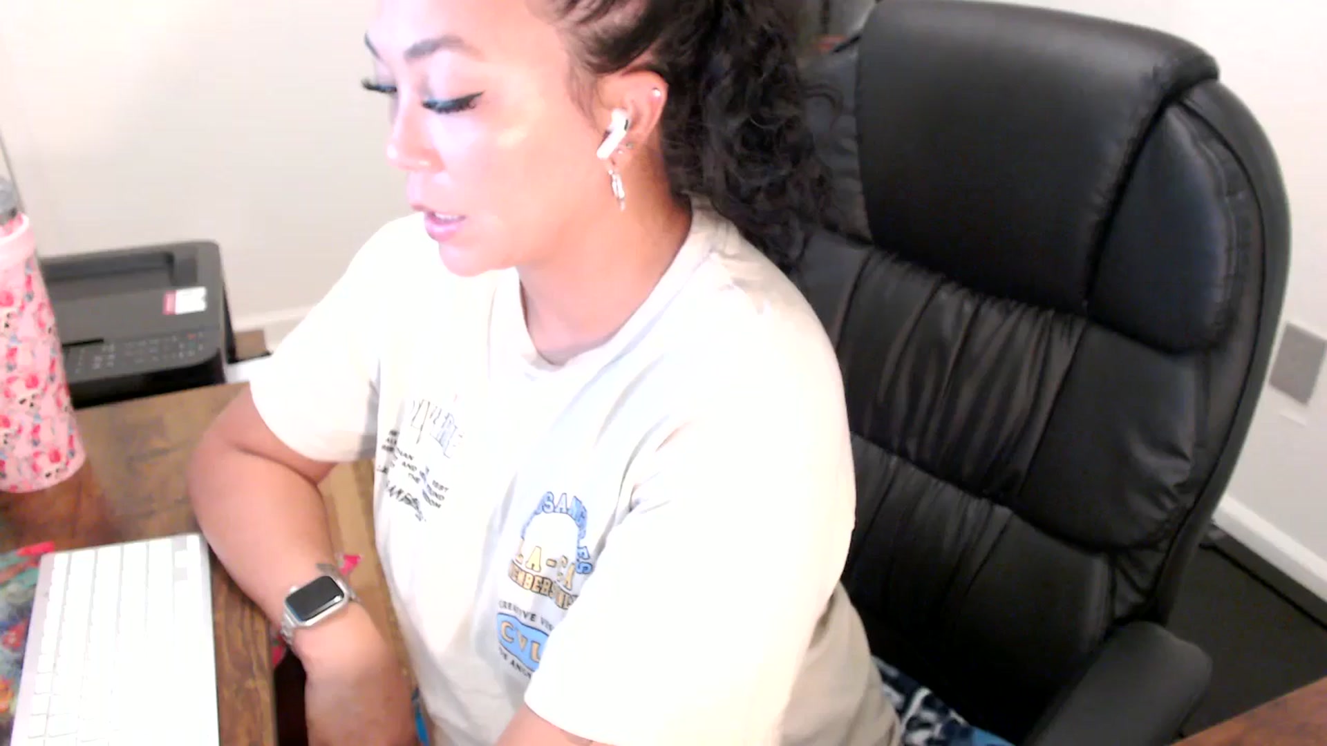 Gallery image thumbnail from MickaylaStar's myfreecams stream on, 07/30/2025, 15:41 image 3 of 20