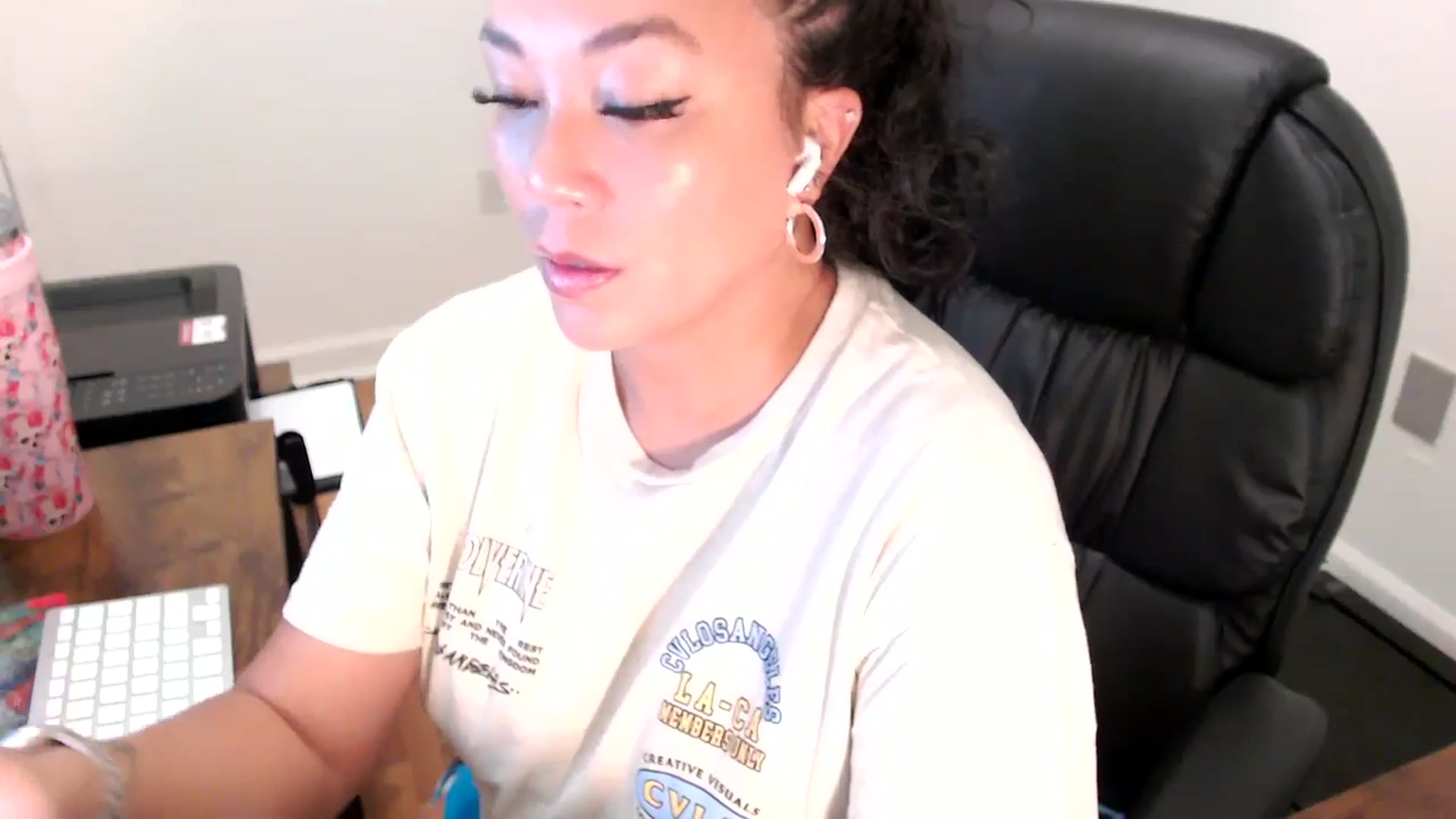 Gallery image thumbnail from MickaylaStar's myfreecams stream on, 07/30/2025, 15:41 image 2 of 20