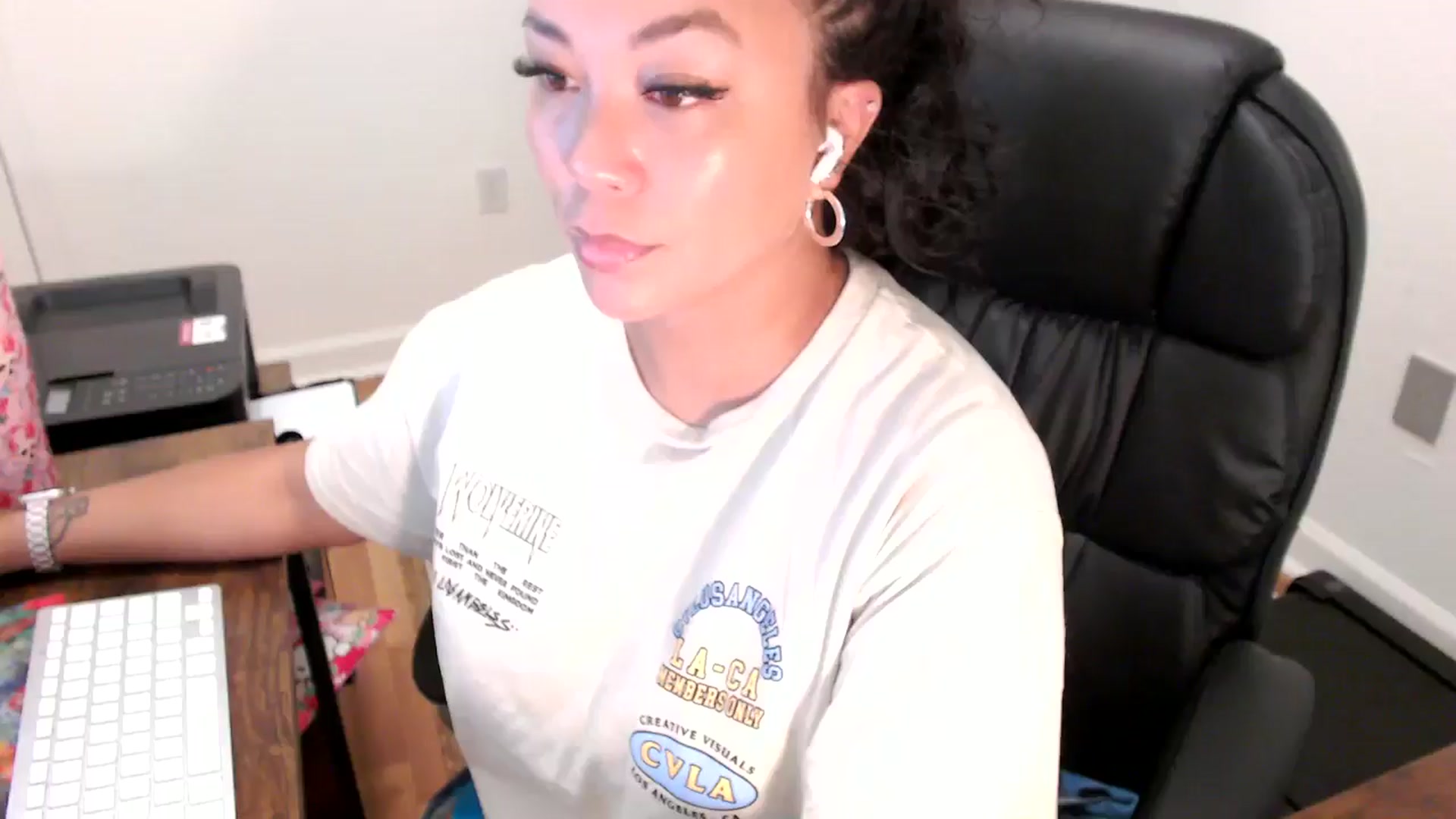 Gallery image thumbnail from MickaylaStar's myfreecams stream on, 07/30/2025, 15:41 image 8 of 20