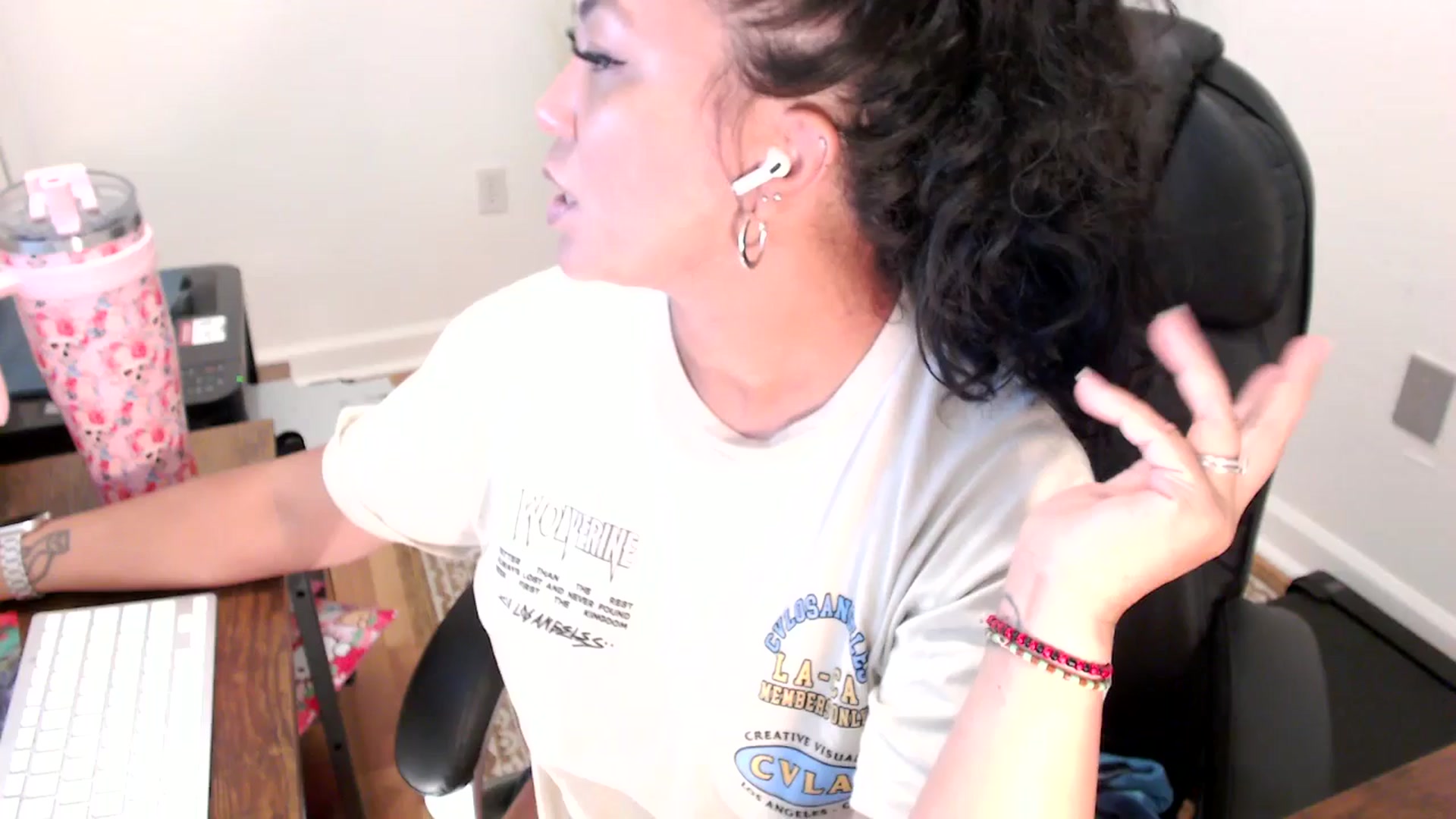 Gallery image thumbnail from MickaylaStar's myfreecams stream on, 07/30/2025, 16:11 image 19 of 20