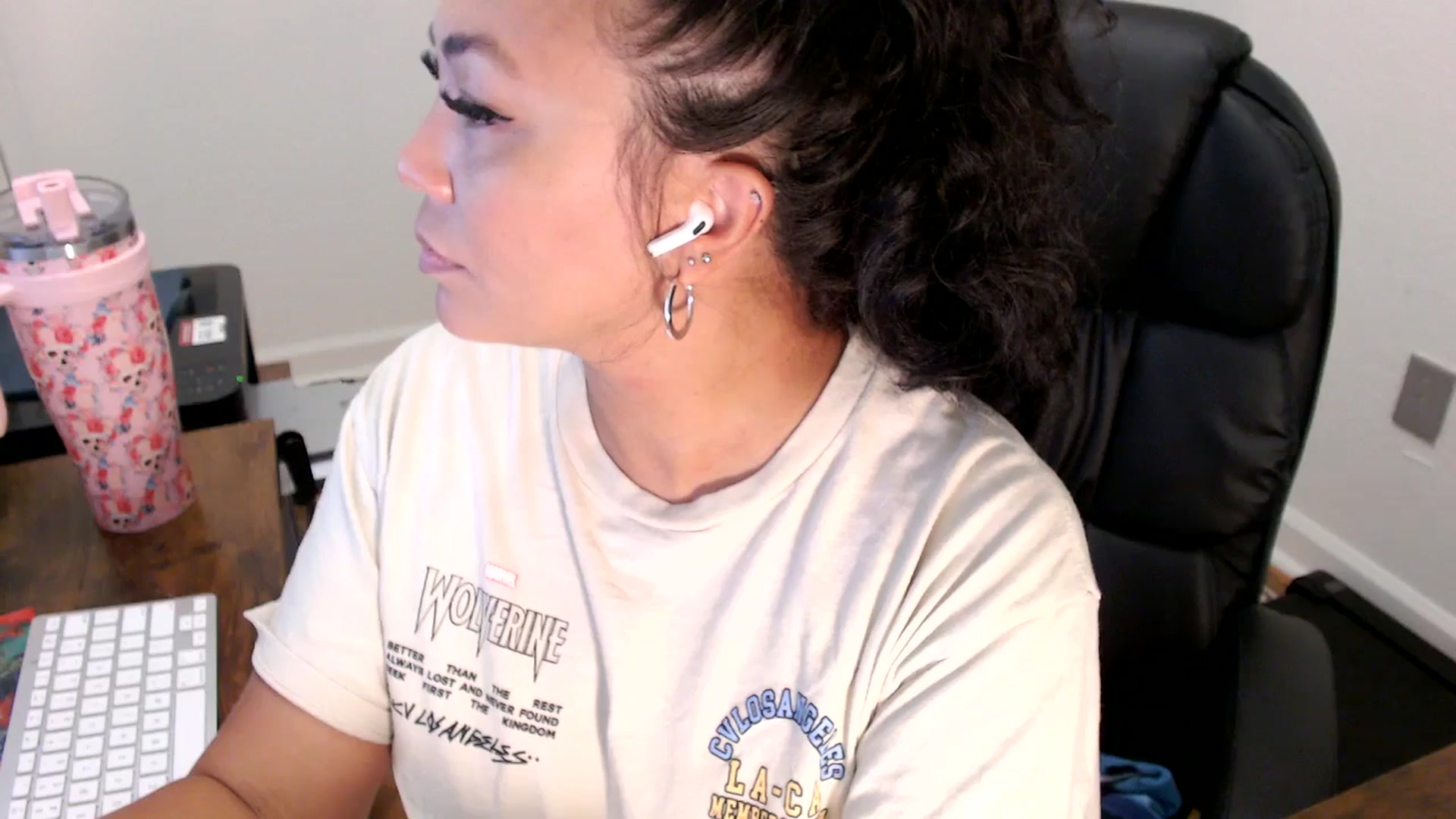 Gallery image thumbnail from MickaylaStar's myfreecams stream on, 07/30/2025, 16:11 image 10 of 20