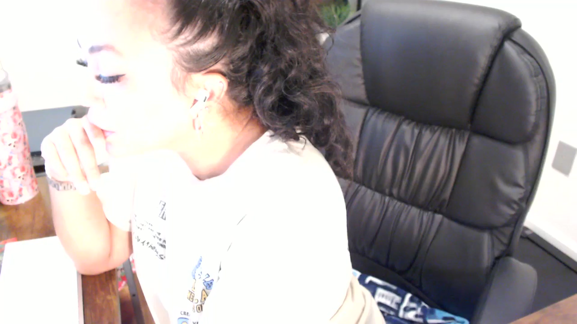 Gallery image thumbnail from MickaylaStar's myfreecams stream on, 07/30/2025, 16:11 image 7 of 20