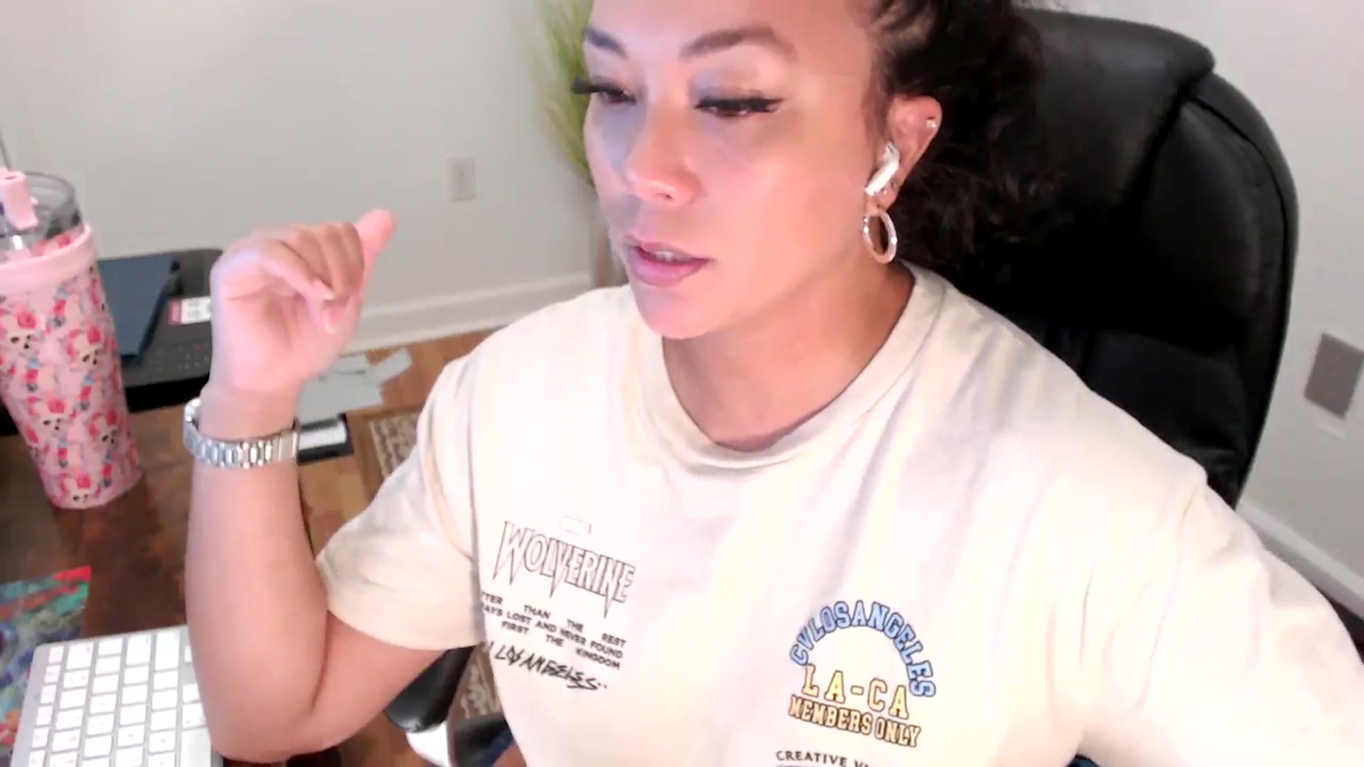 Gallery image thumbnail from MickaylaStar's myfreecams stream on, 07/30/2025, 17:36 image 15 of 20