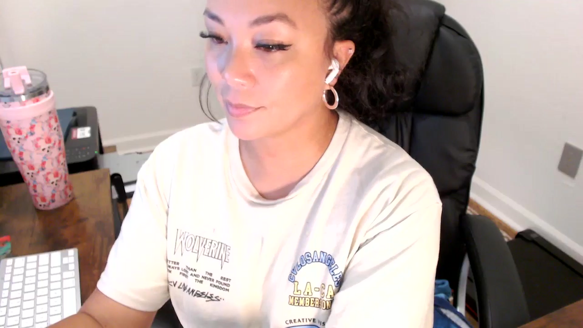 Gallery image thumbnail from MickaylaStar's myfreecams stream on, 07/30/2025, 18:09 image 20 of 20