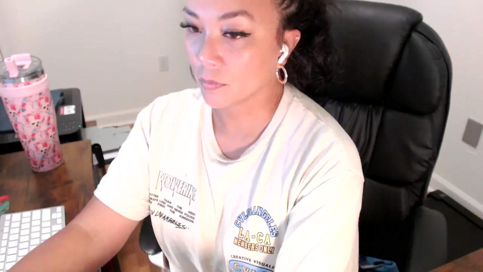 Gallery image thumbnail from MickaylaStar's myfreecams stream on, 07/30/2025, 19:10 image 8 of 20
