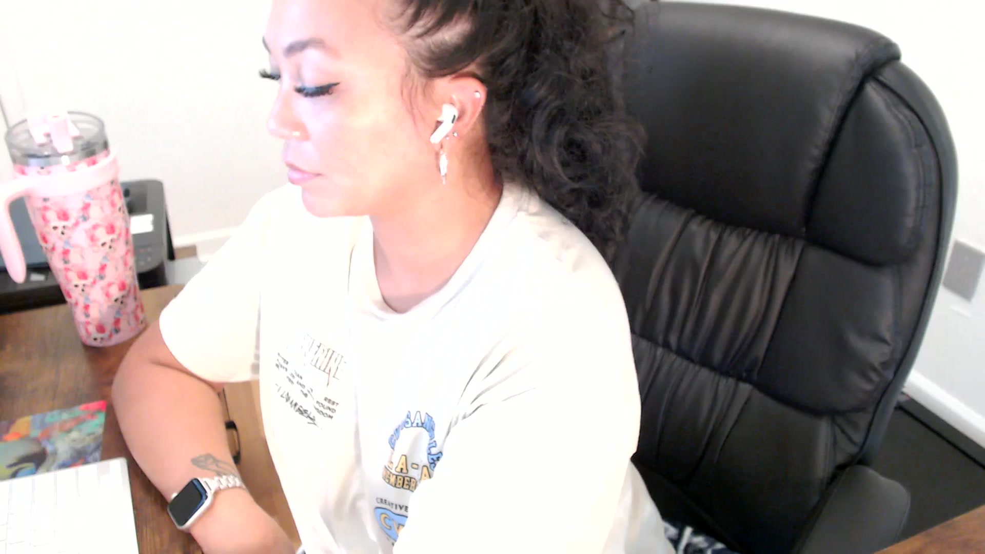 Gallery image thumbnail from MickaylaStar's myfreecams stream on, 07/30/2025, 19:52 image 19 of 20