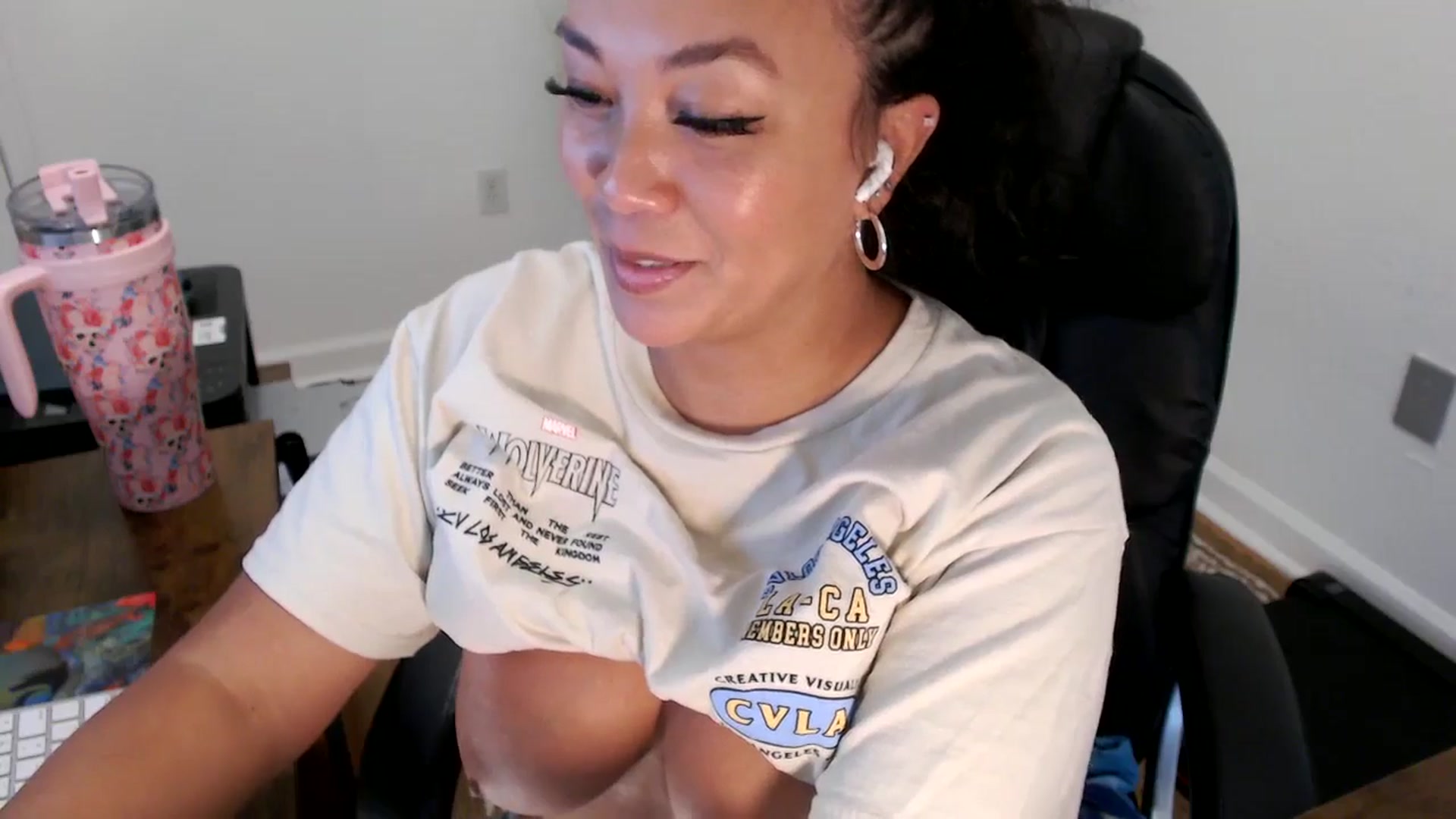 Gallery image thumbnail from MickaylaStar's myfreecams stream on, 07/30/2025, 19:52 image 9 of 20