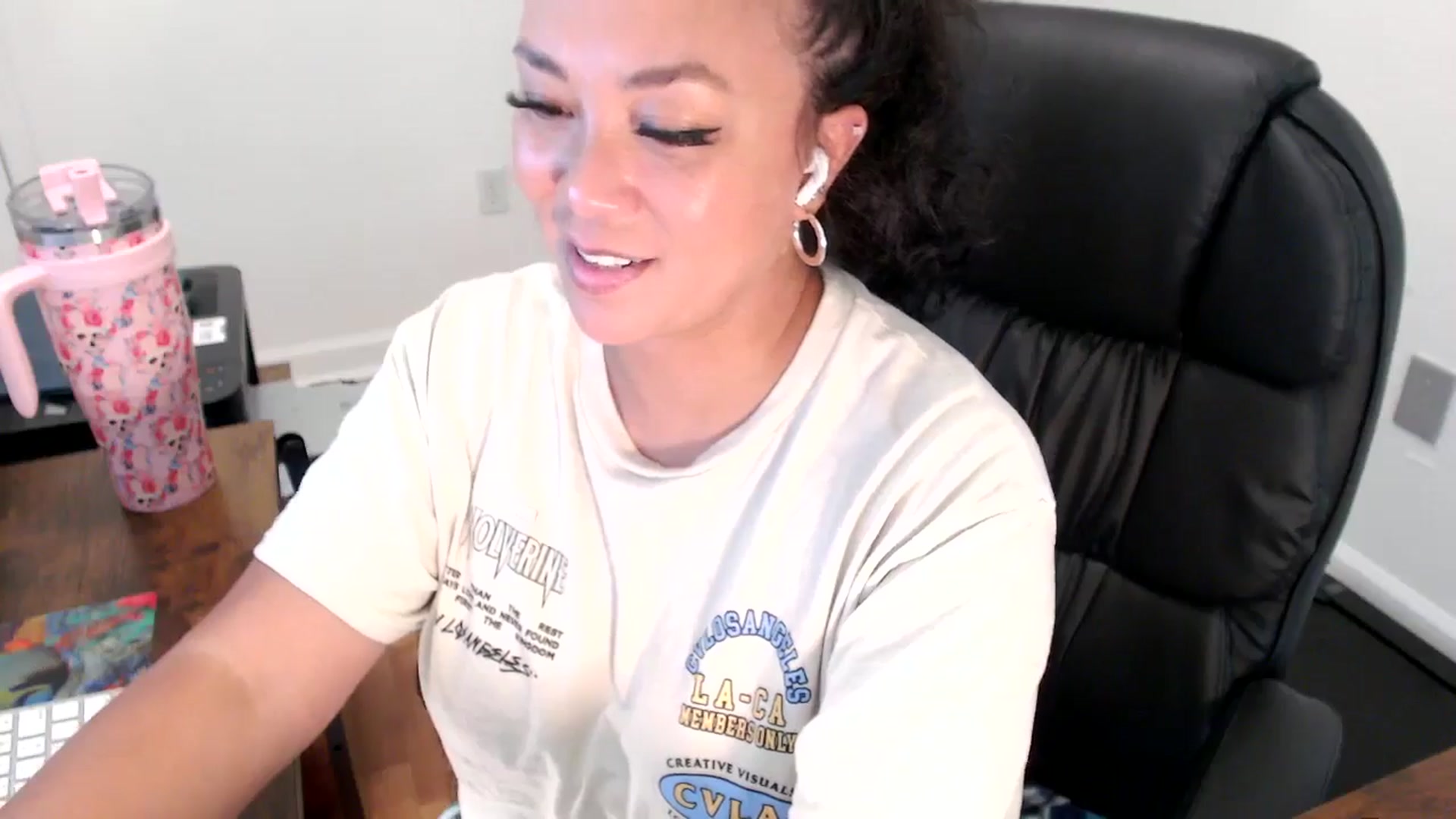 Gallery image thumbnail from MickaylaStar's myfreecams stream on, 07/30/2025, 19:52 image 16 of 20