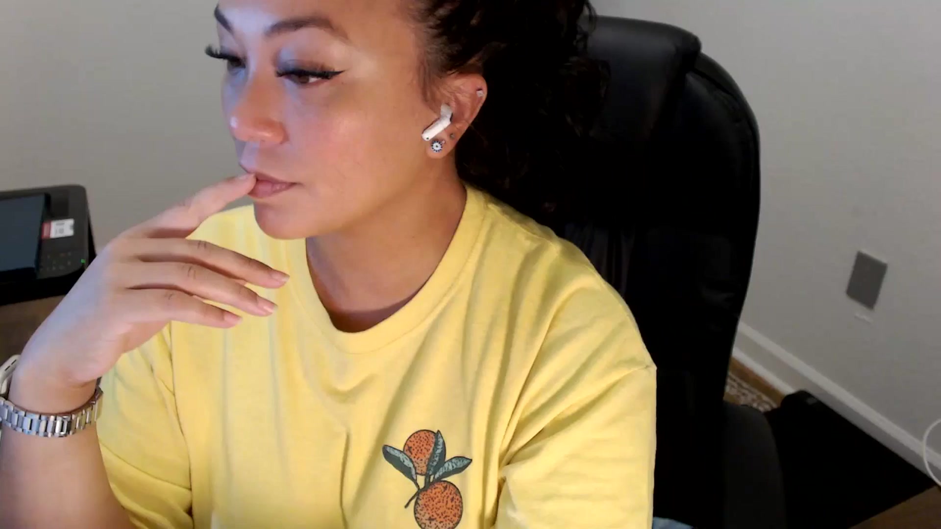 Gallery image thumbnail from MickaylaStar's myfreecams stream on, 07/31/2025, 15:28 image 1 of 20