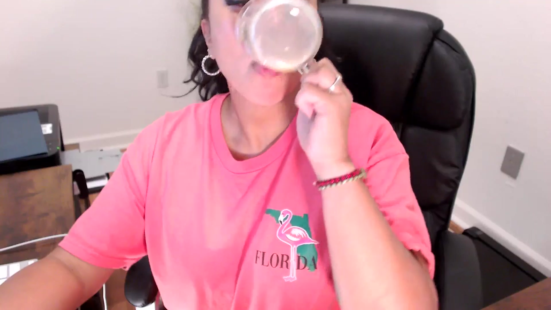 Gallery image thumbnail from MickaylaStar's myfreecams stream on, 08/01/2025, 15:36 image 3 of 20
