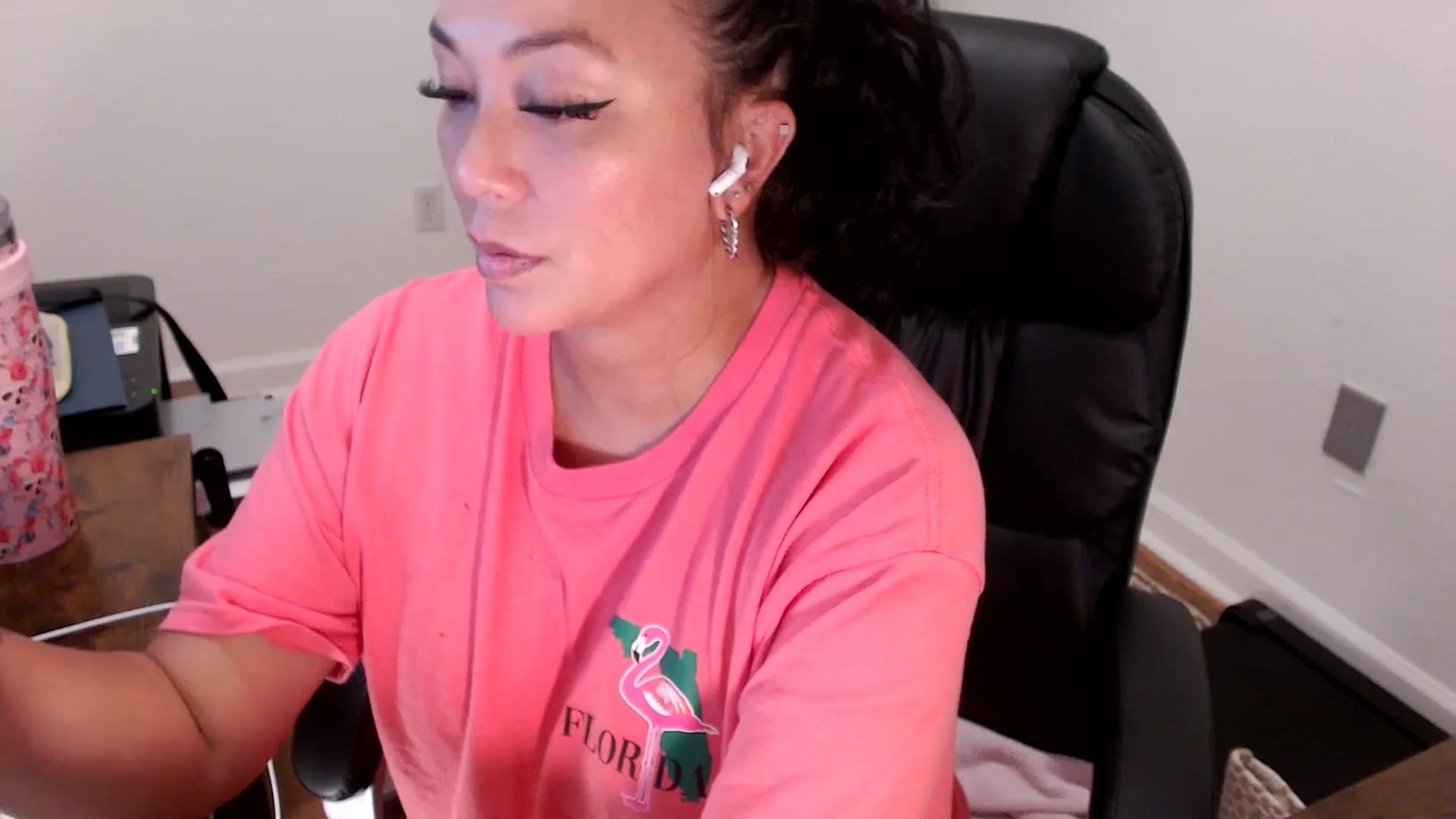 Gallery image thumbnail from MickaylaStar's myfreecams stream on, 08/01/2025, 17:13 image 18 of 20
