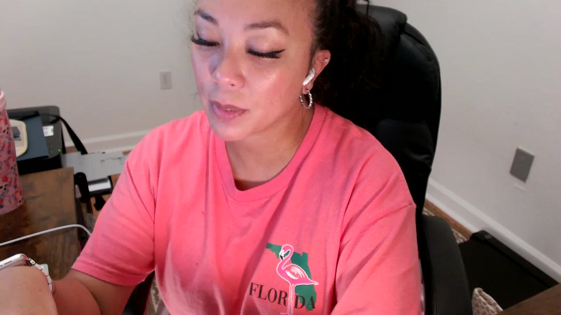 Gallery image thumbnail from MickaylaStar's myfreecams stream on, 08/01/2025, 17:13 image 12 of 20