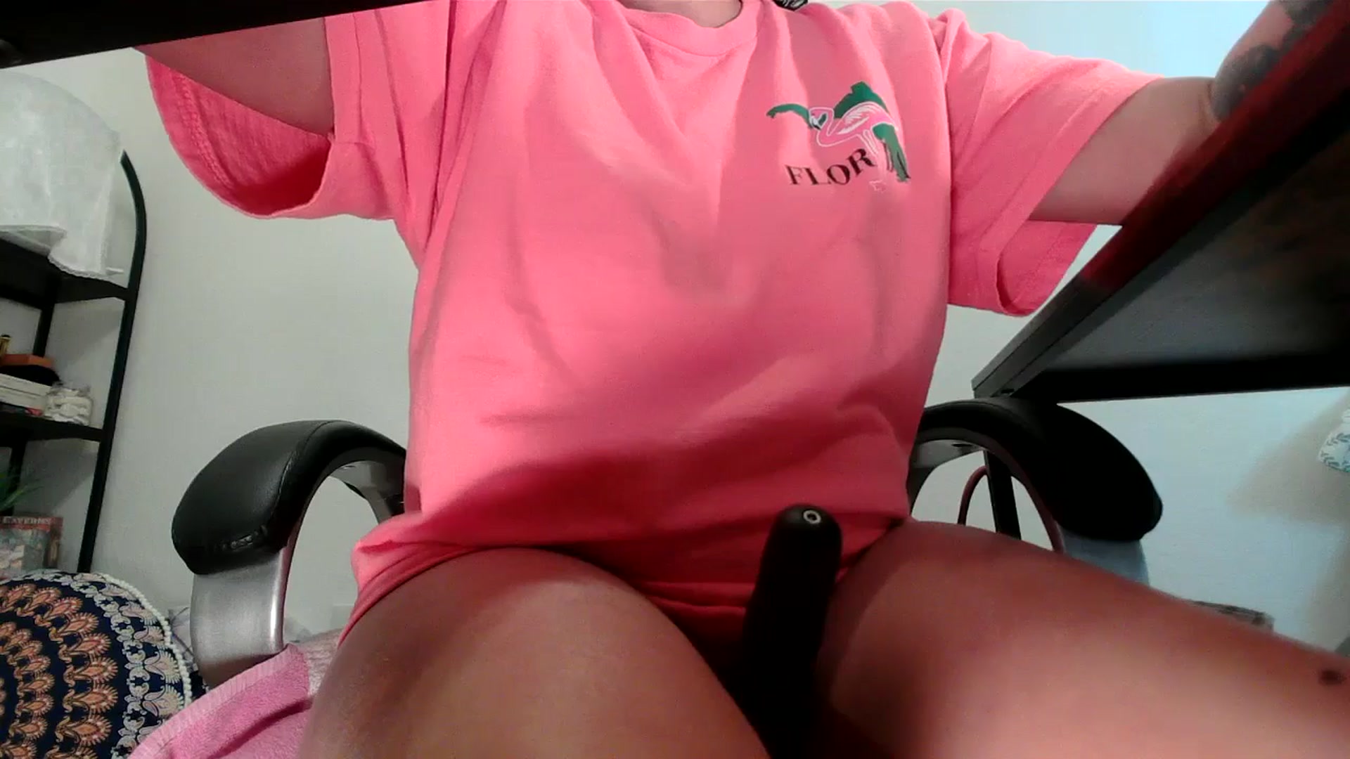 Gallery image thumbnail from MickaylaStar's myfreecams stream on, 08/01/2025, 19:04 image 14 of 20