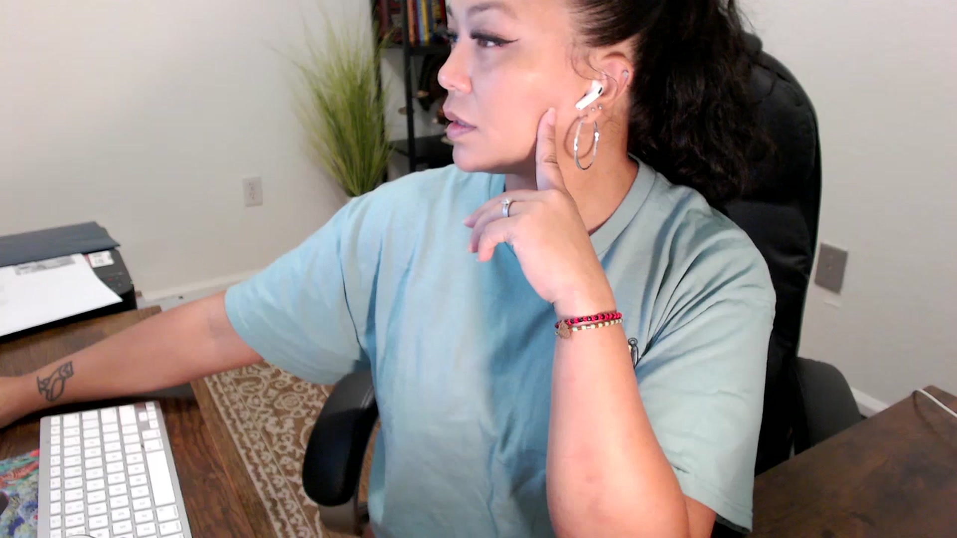 Gallery image thumbnail from MickaylaStar's myfreecams stream on, 08/11/2025, 16:23 image 20 of 20
