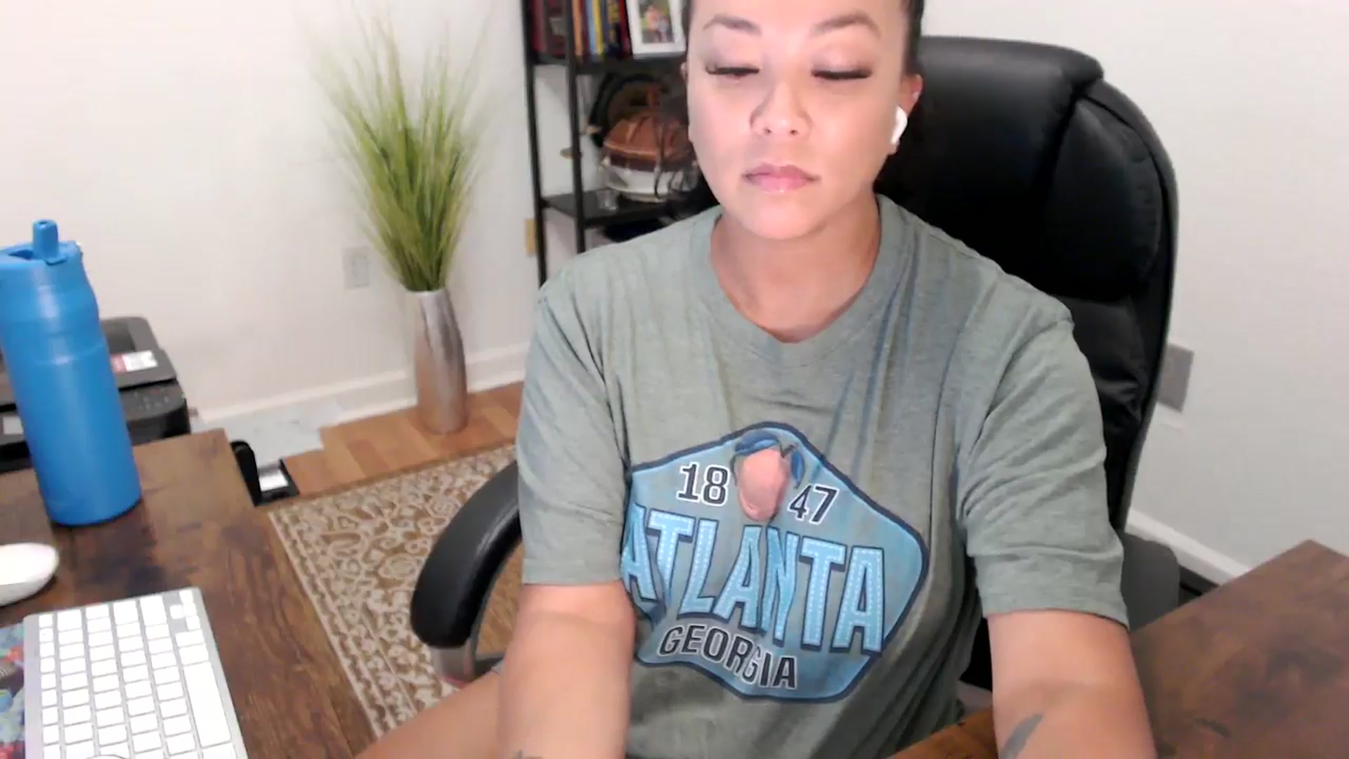 Gallery image thumbnail from MickaylaStar's myfreecams stream on, 08/12/2025, 16:17 image 20 of 20