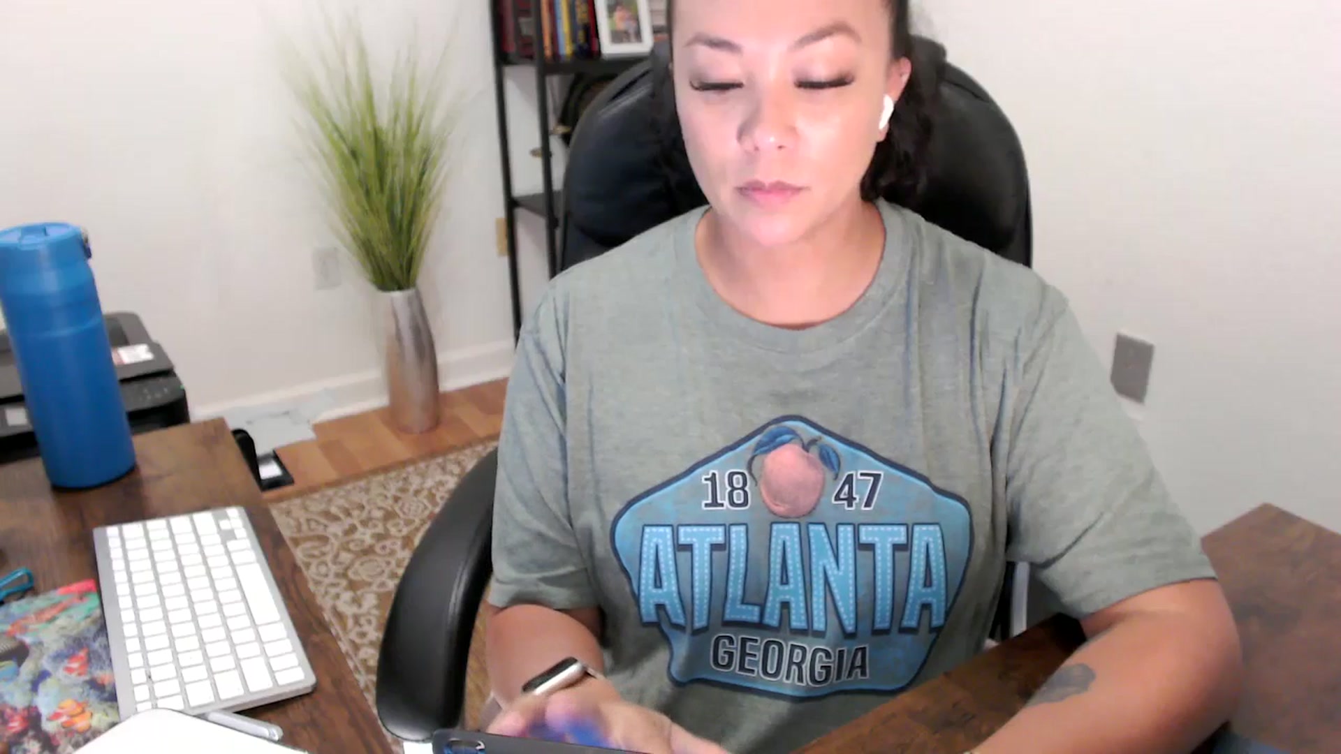 Gallery image thumbnail from MickaylaStar's myfreecams stream on, 08/12/2025, 17:50 image 11 of 20