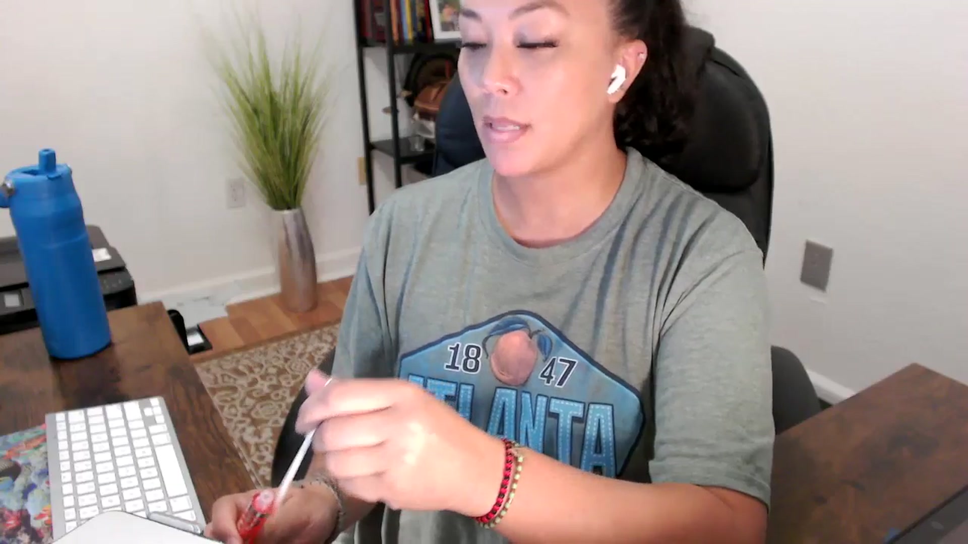 Gallery image thumbnail from MickaylaStar's myfreecams stream on, 08/12/2025, 18:12 image 7 of 20