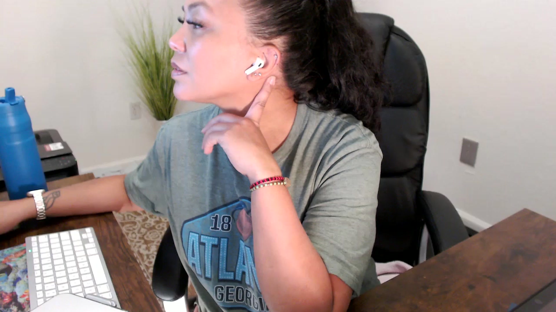 Gallery image thumbnail from MickaylaStar's myfreecams stream on, 08/12/2025, 18:12 image 20 of 20