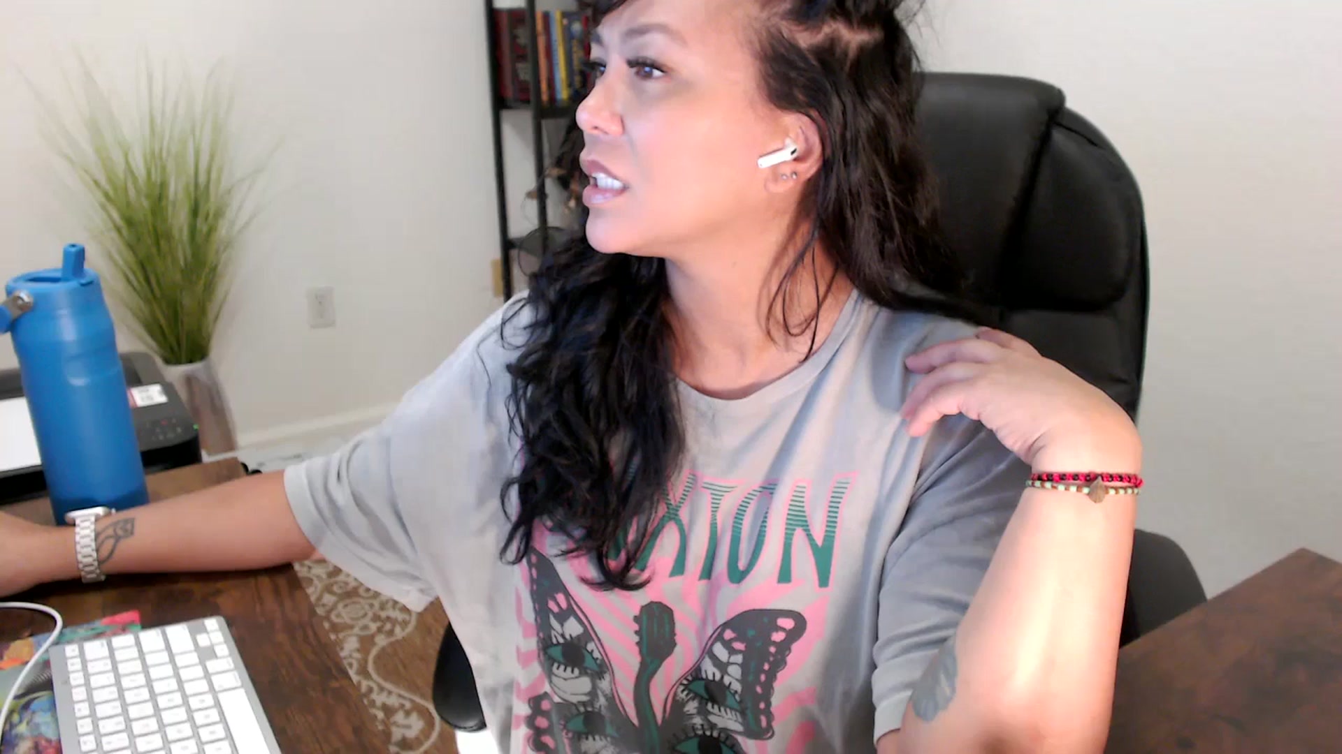 Gallery image thumbnail from MickaylaStar's myfreecams stream on, 08/14/2025, 16:48 image 9 of 20