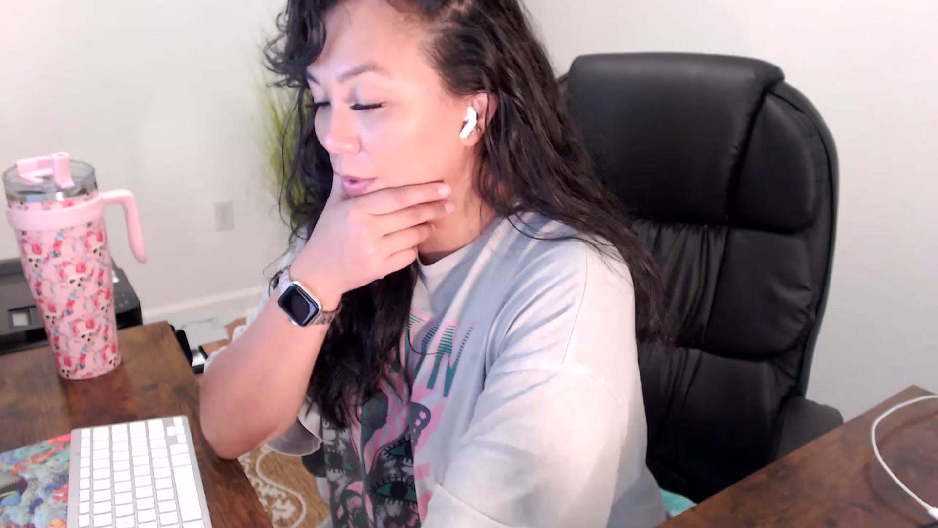 Gallery image thumbnail from MickaylaStar's myfreecams stream on, 08/14/2025, 19:12 image 2 of 20