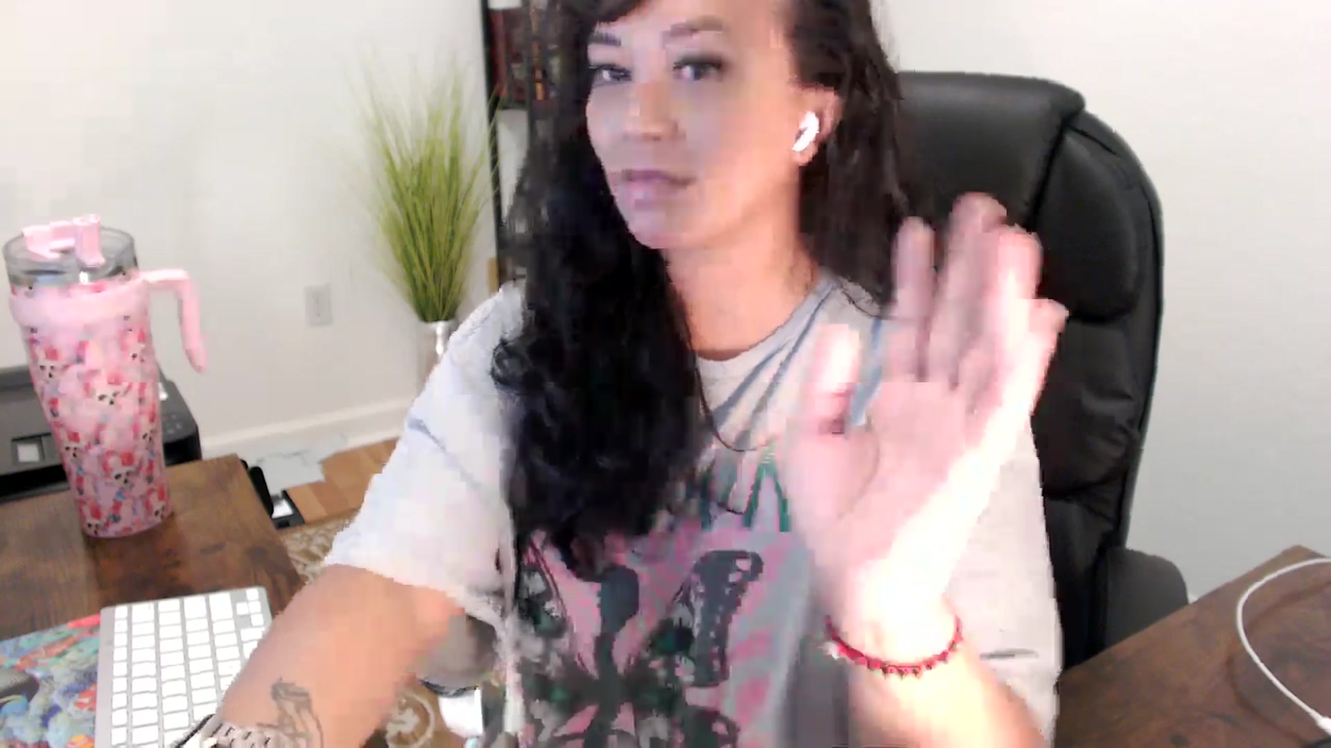 Gallery image thumbnail from MickaylaStar's myfreecams stream on, 08/14/2025, 19:12 image 9 of 20